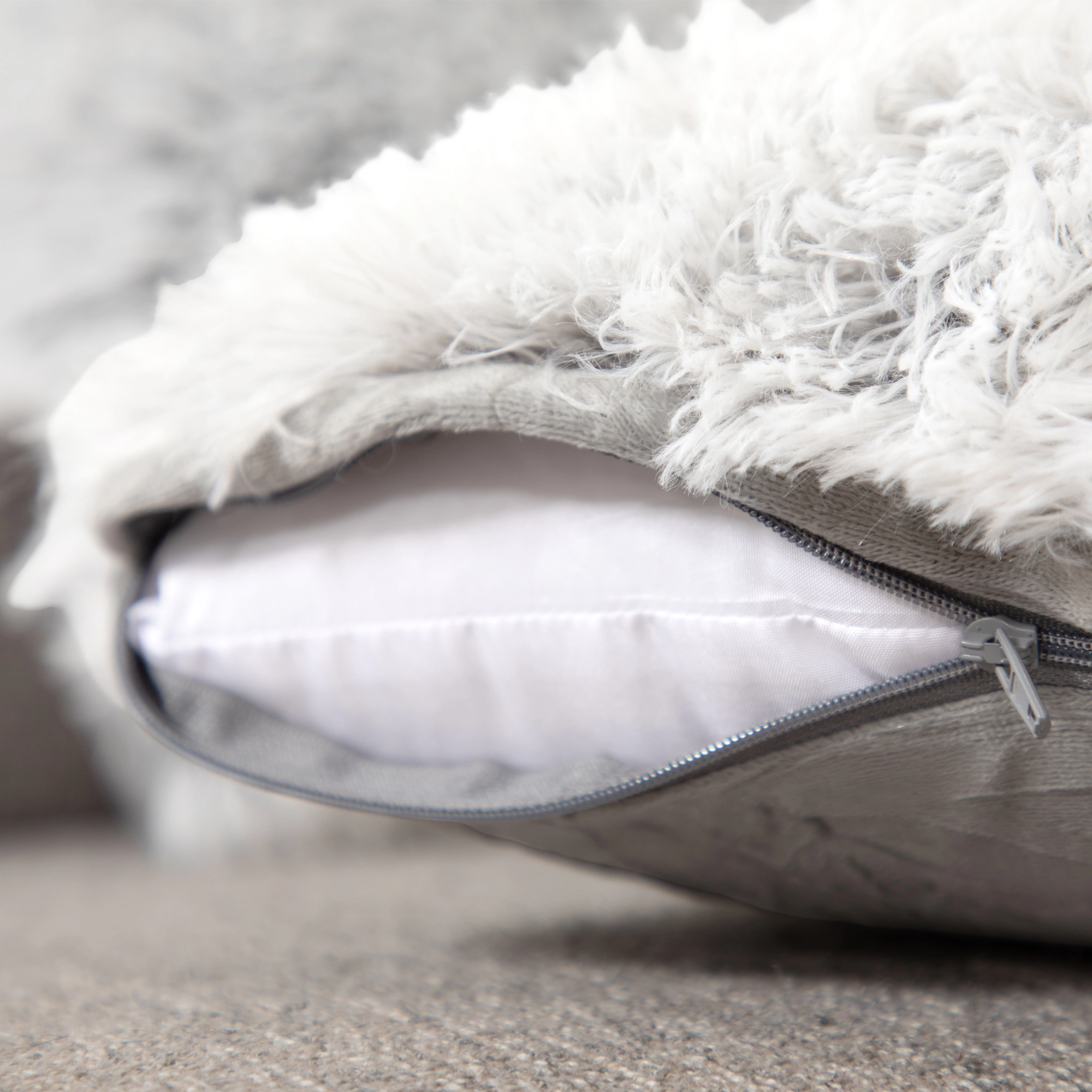 Cheer Collection 20-Inch Plush Shaggy Faux Fur Square Throw Pillows with Inserts, 2-Pack