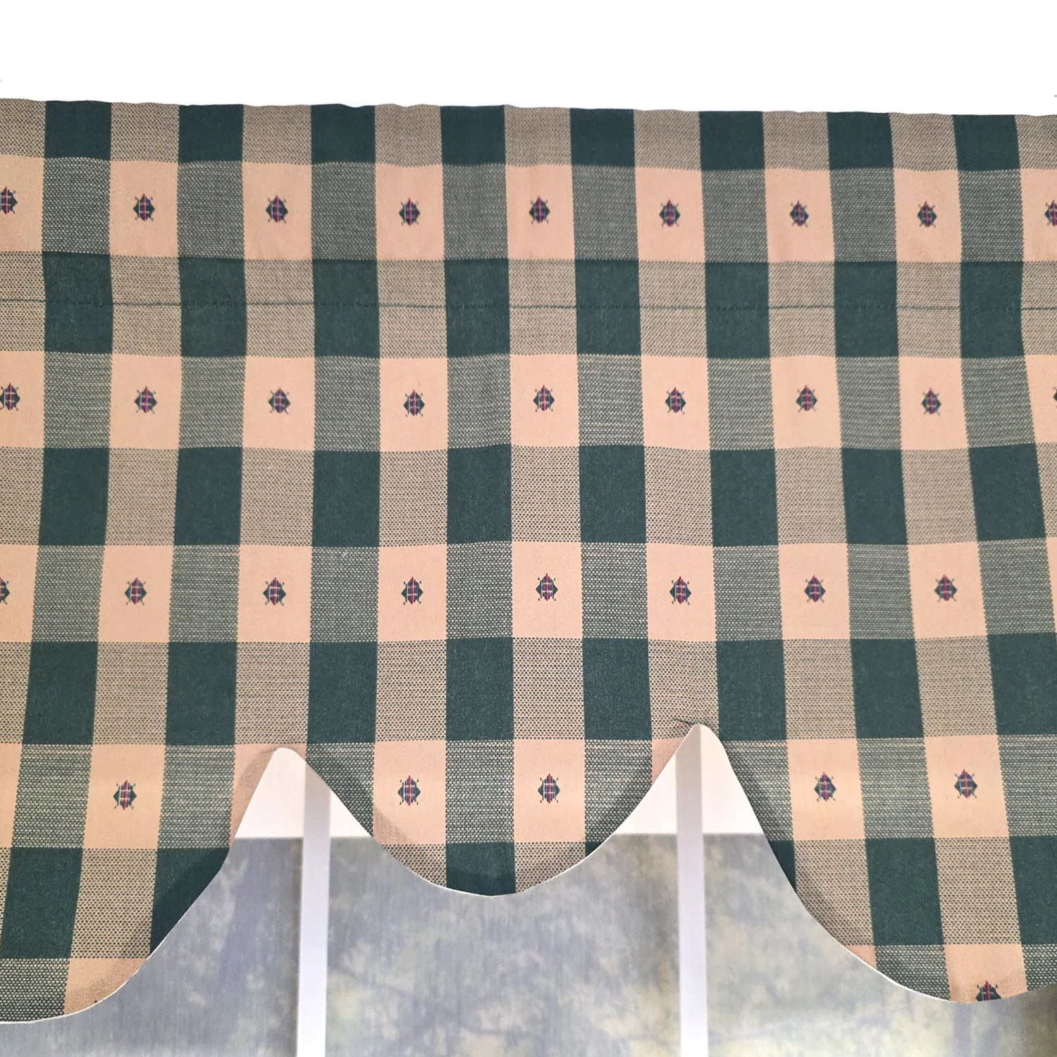RLF Home 100% PolyesterCollette Squares Shaped  Fully lined Windows Rod Pocket Valance 51" x 15"  Green