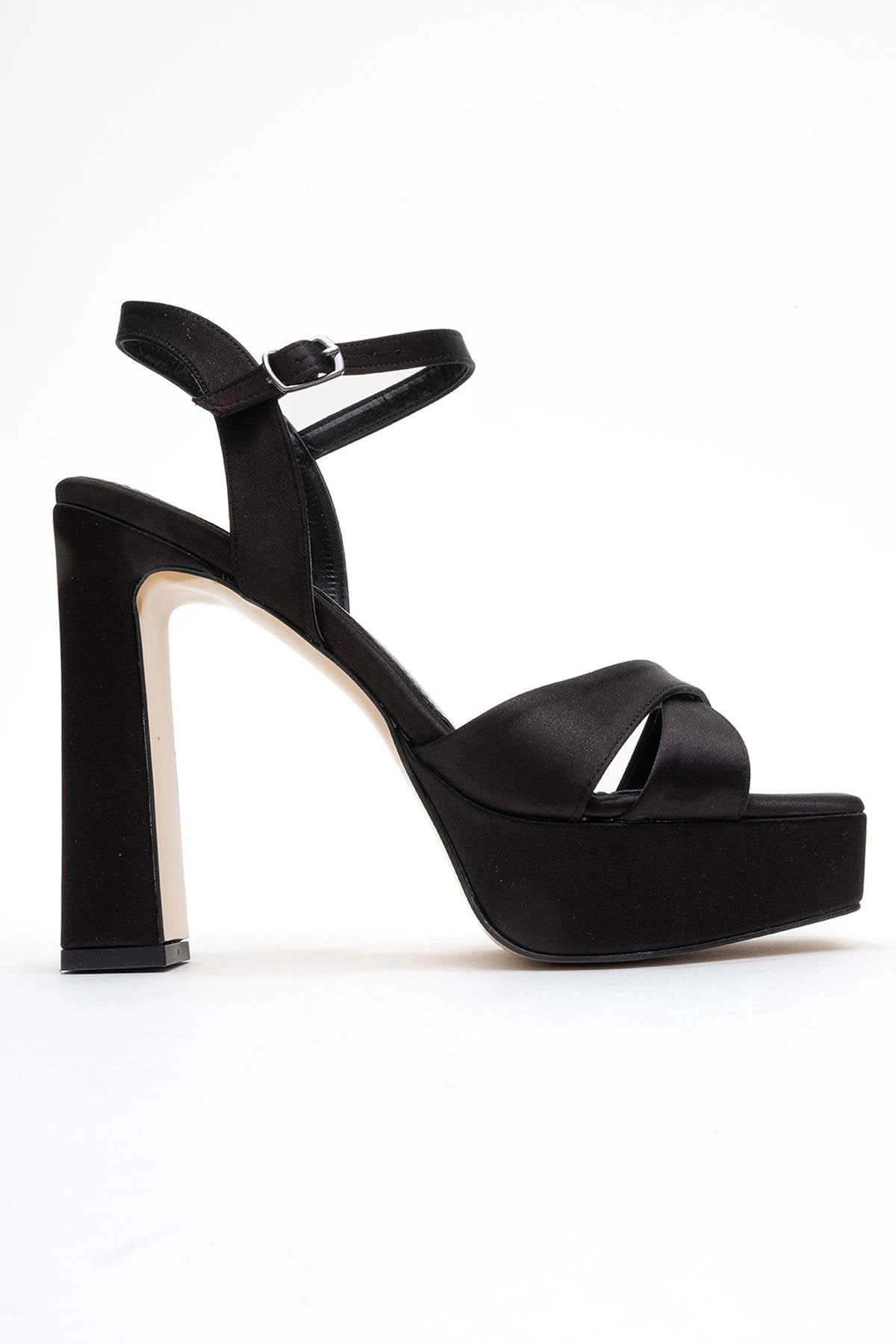 Prologue Shoes Womens Yulia Cross-Strap Platform Heel Sandal