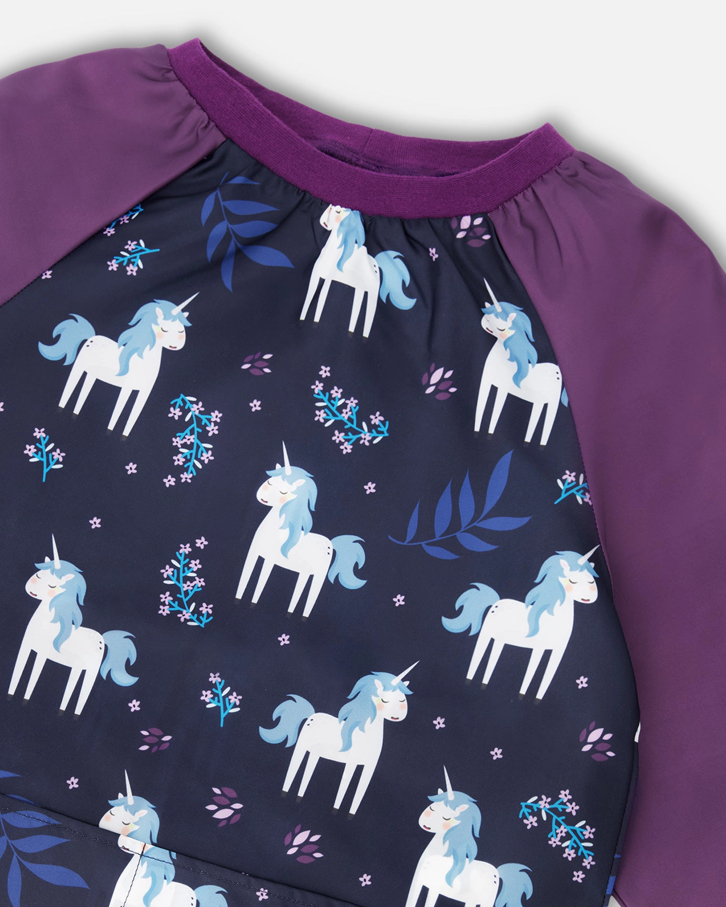 Deux par Deux Girls Water-Resistant Raglan Sleeve Unicorn Print Apron