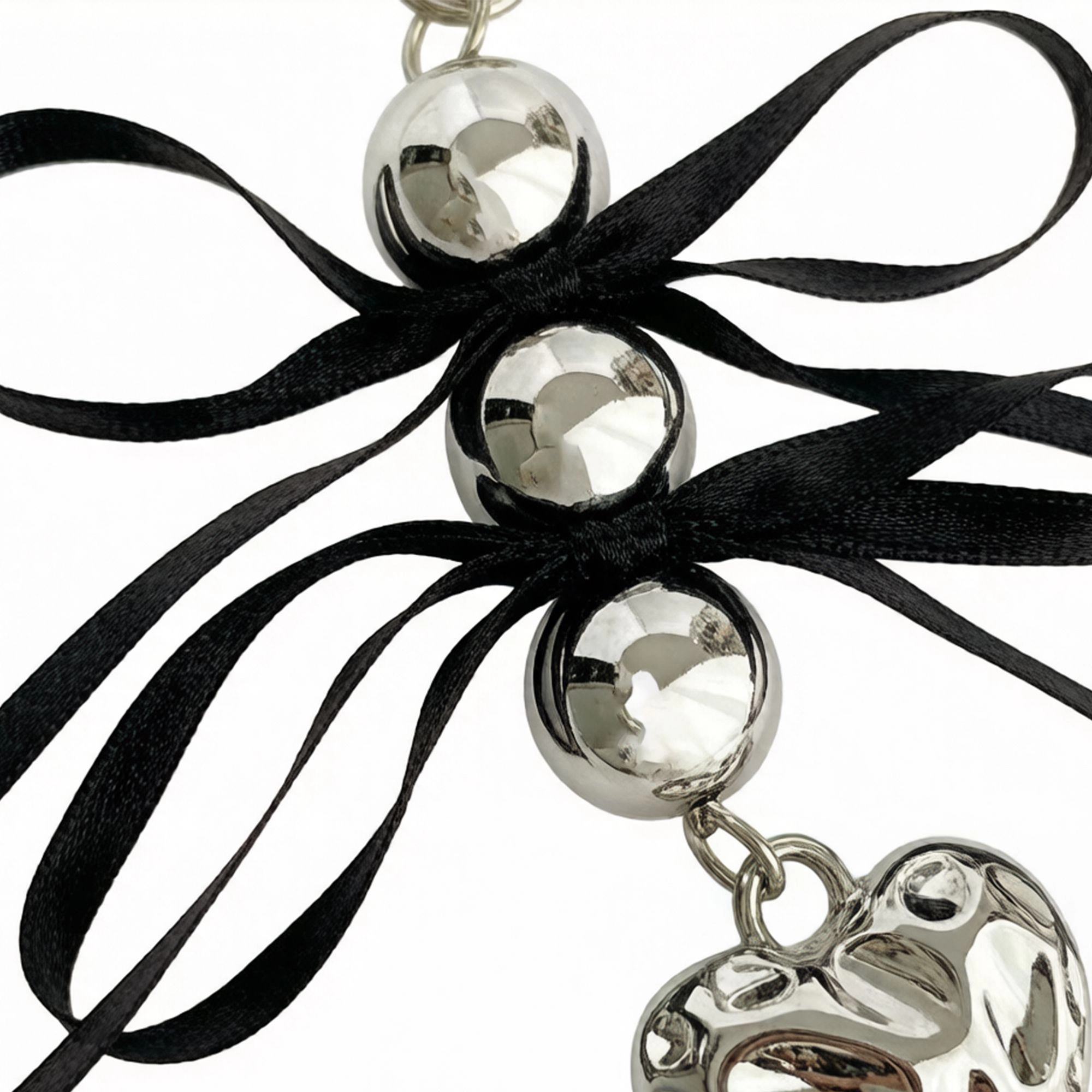 Alilang Women's 2 Pack Heart Charm Keychain with Bow Accent Bead Detail Clip and Key Ring Bag Accessory, Black
