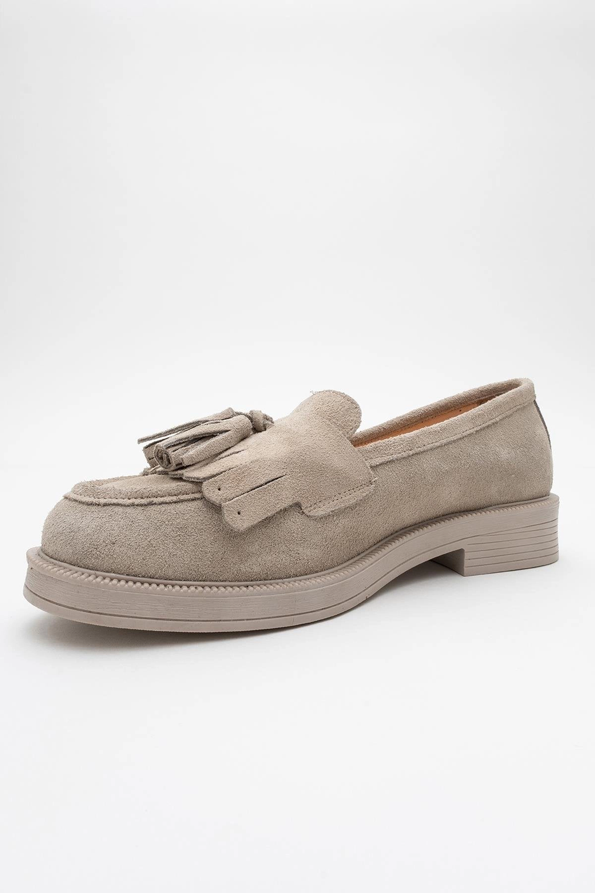 Forever & Always Womens Milly Leather Tassel Loafer