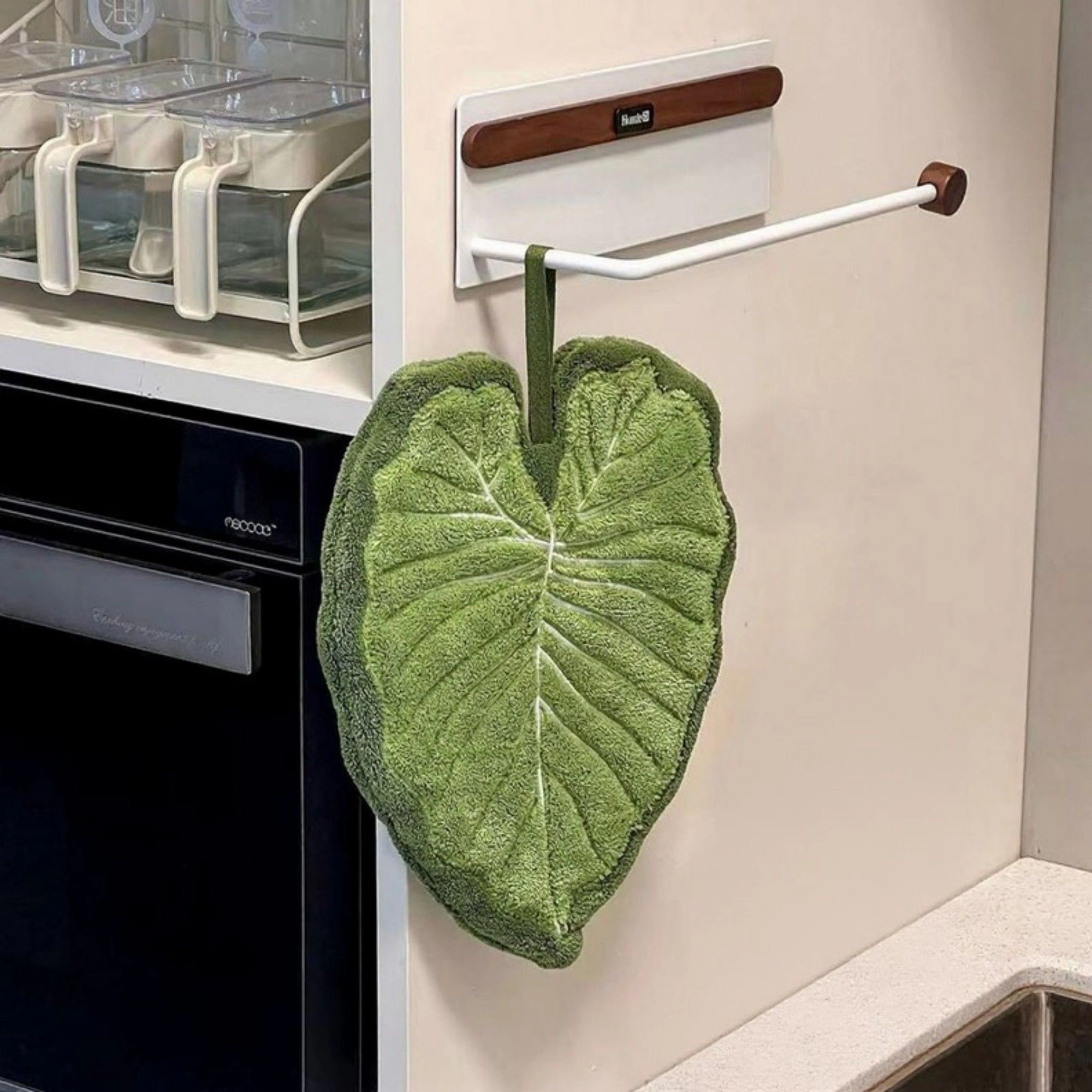 Alilang Unisex Soft Absorbent Hanging Hand Towels Leaf Shaped Reusable Cleaning Cloth with Loop 3 Pack