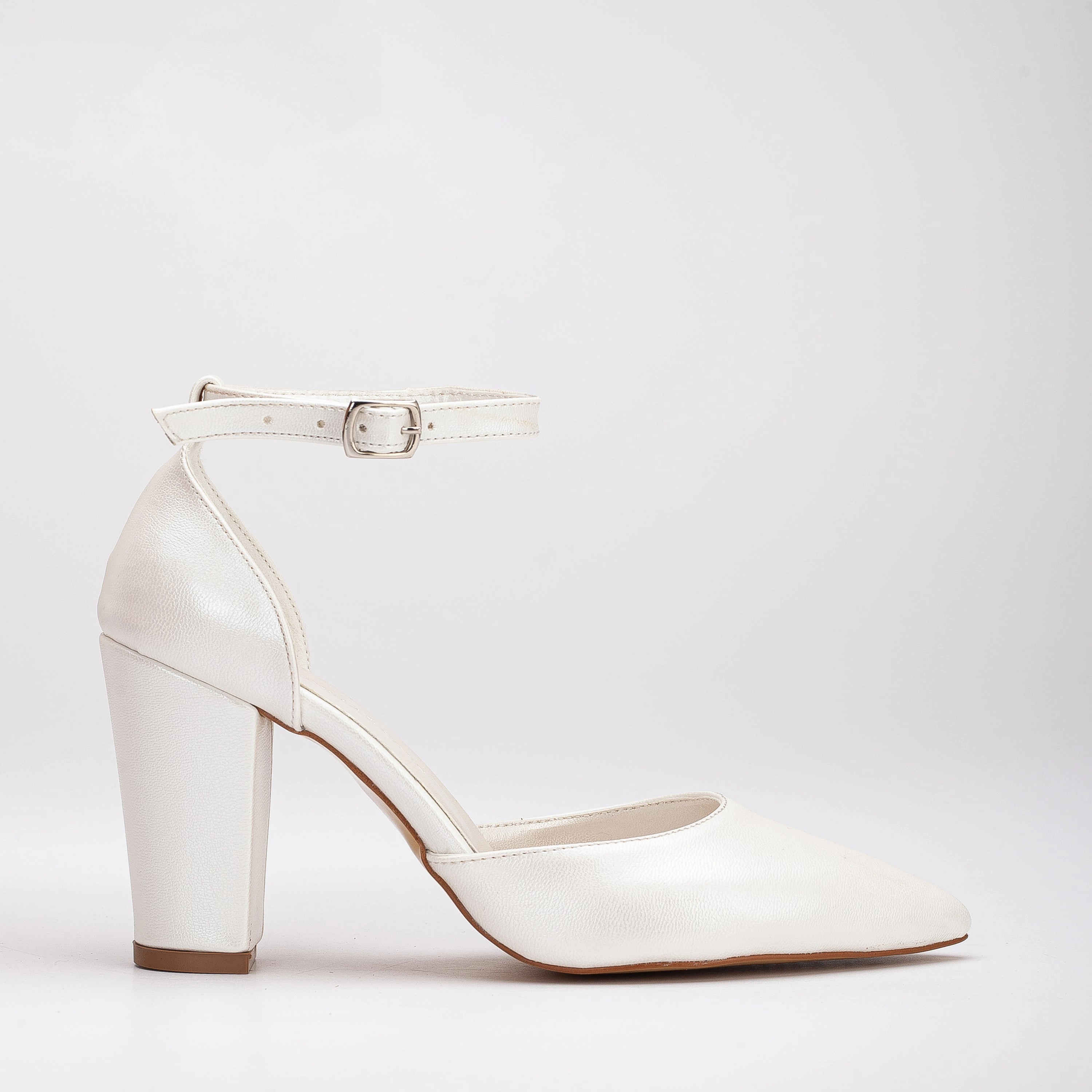 Forever & Always Womens Gisele Closed Toe High Block Heels