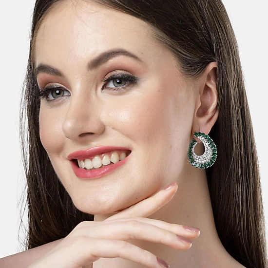 AGP PARIS Womens Diva Collection White Finish Zircon Stud Earrings