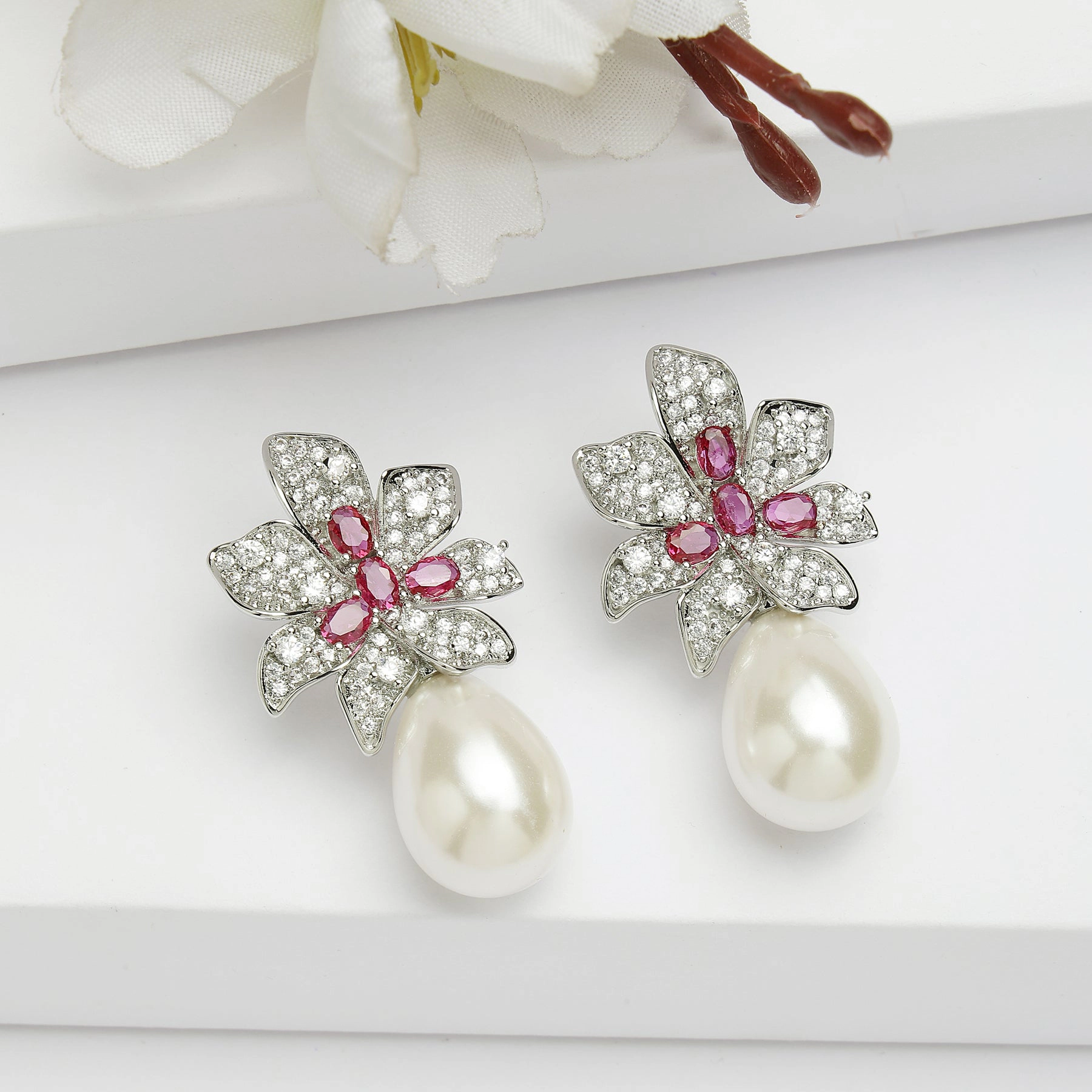 AGP PARIS Womens Diva Floral in Zirconia Drop Earrings