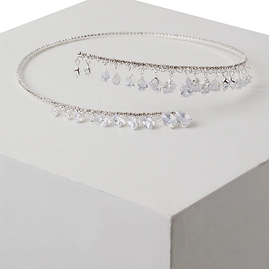 SOHI Women's Silver Crystal Torque Necklace