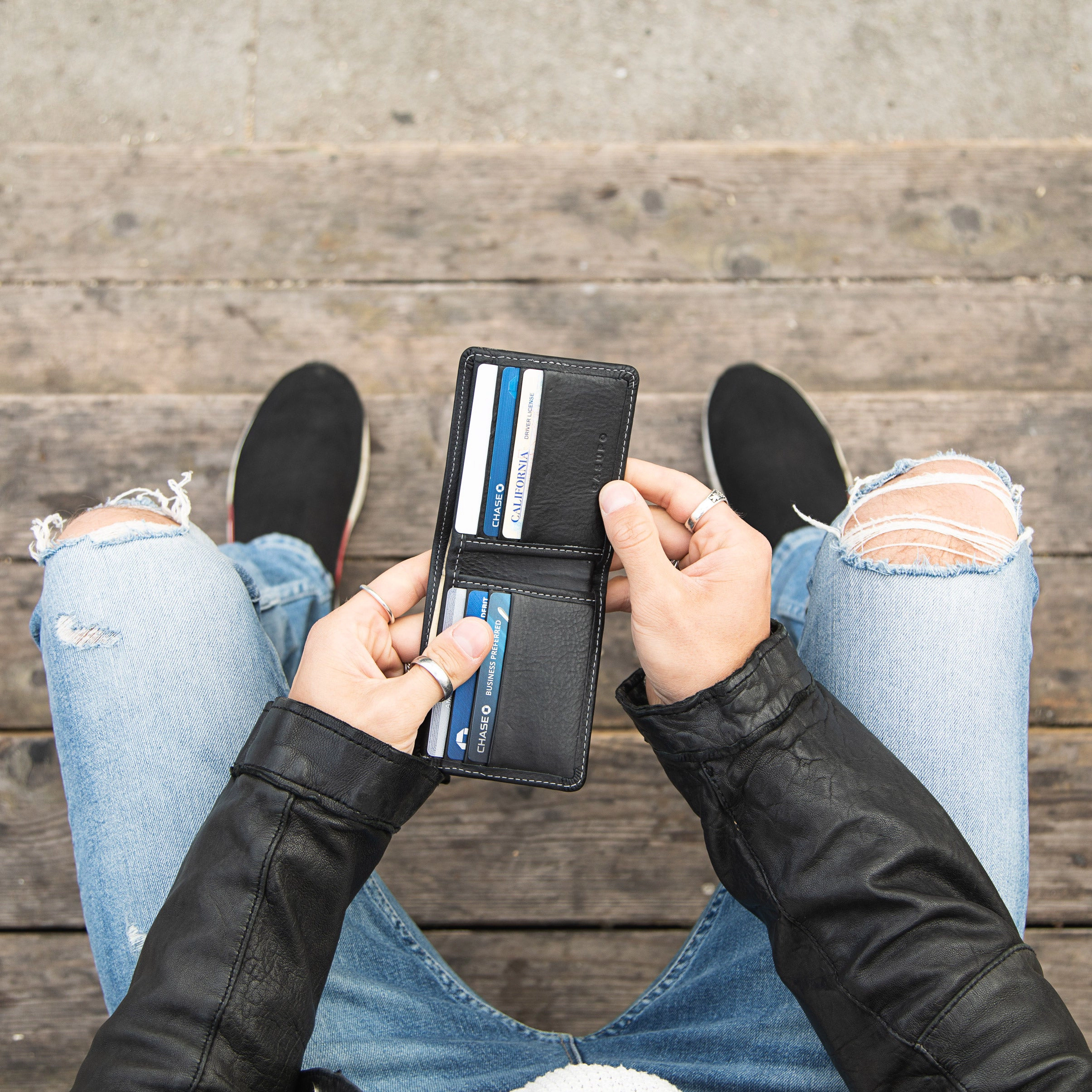 Large Billfold Wallet