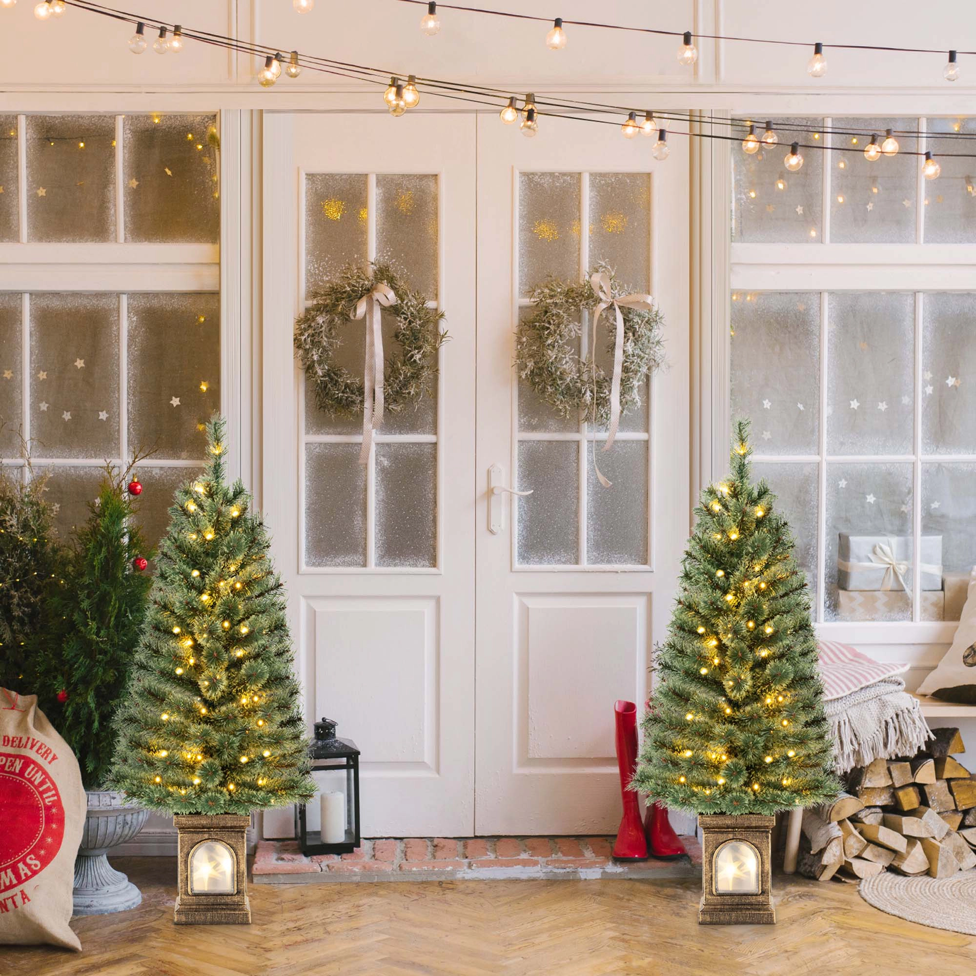 Costway 1 PCS 4 FT Pre-Lit Potted Christmas Tree Pine Needles 3 Dynamic Modes Remote Control