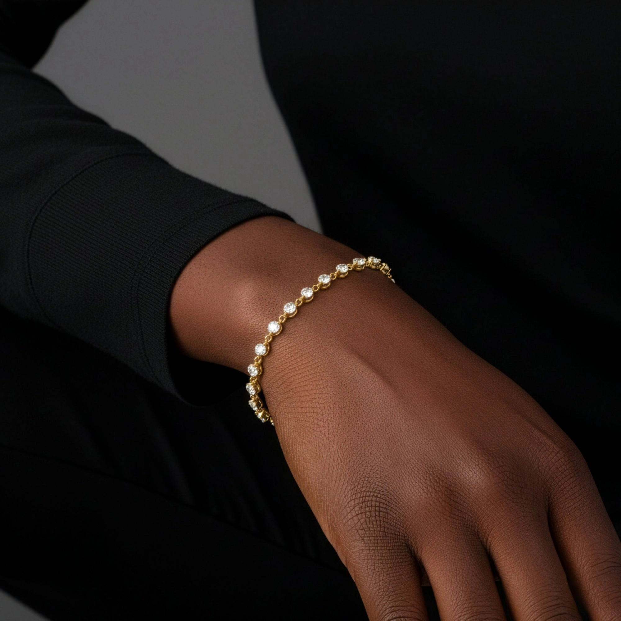 Mint & Lily Women's Wrapped Diamonds Bracelet