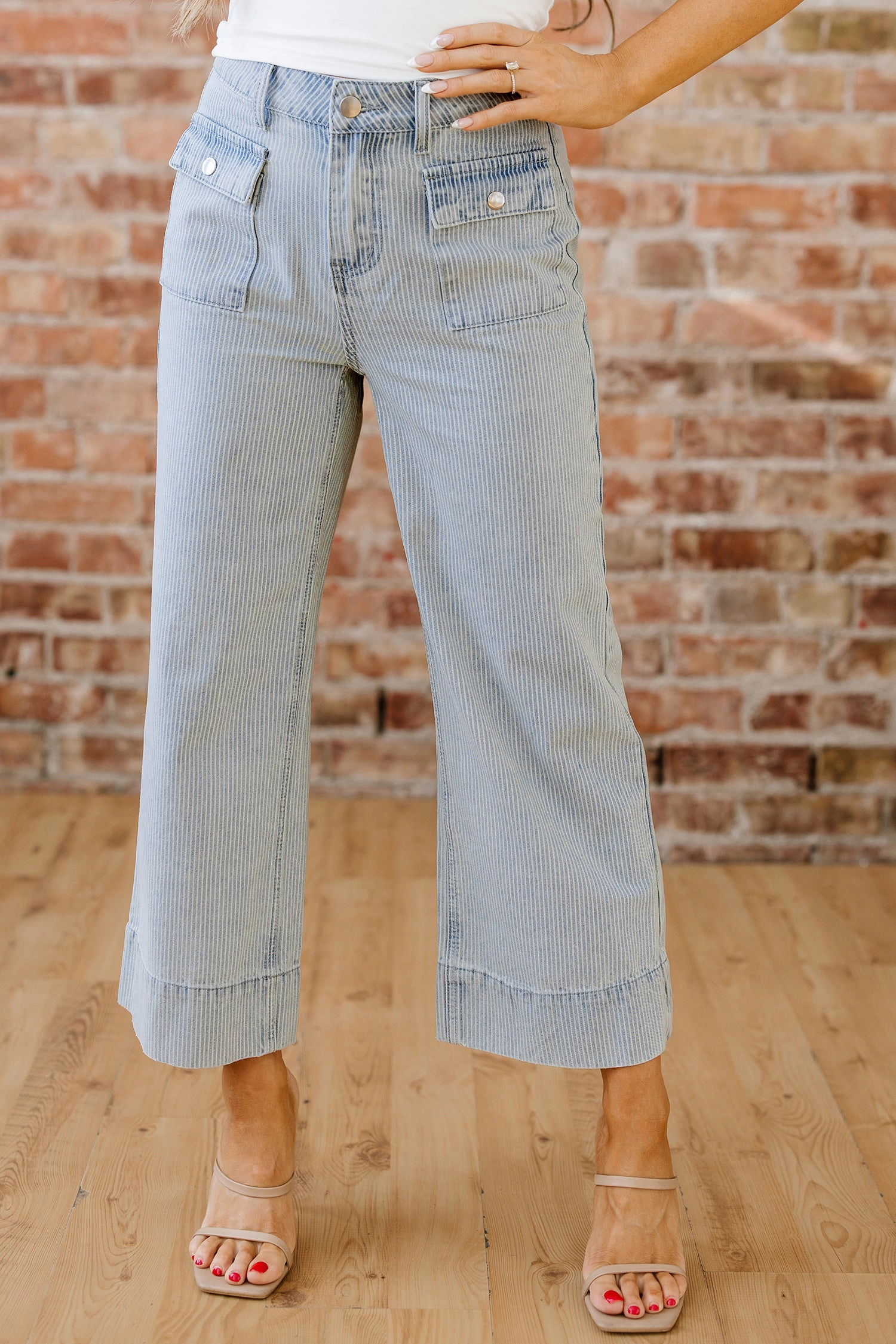 Threaded Pear Women's Eve Hem Wide Leg Jeans