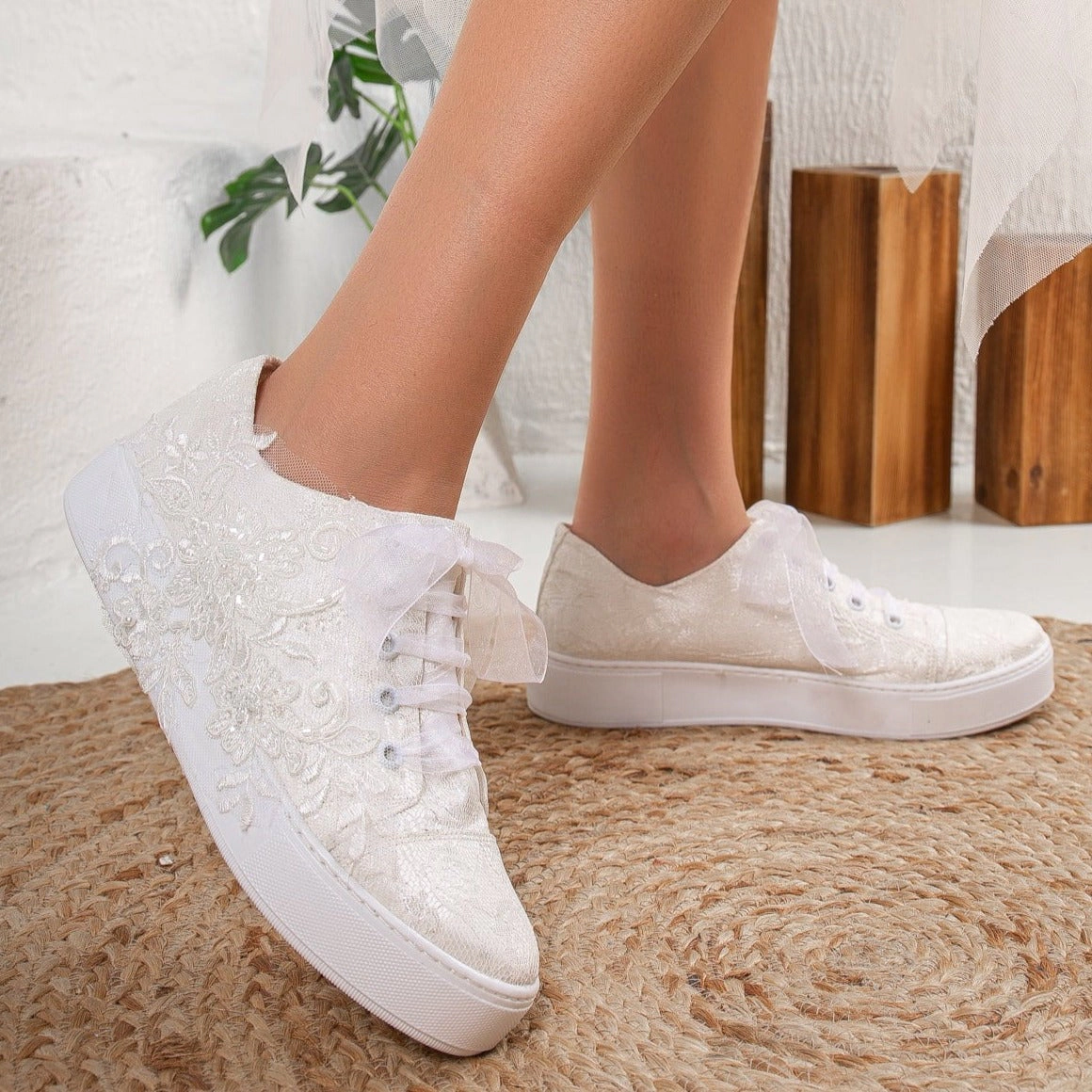 Forever & Always Womens Elise Lace Bridal Sneakers