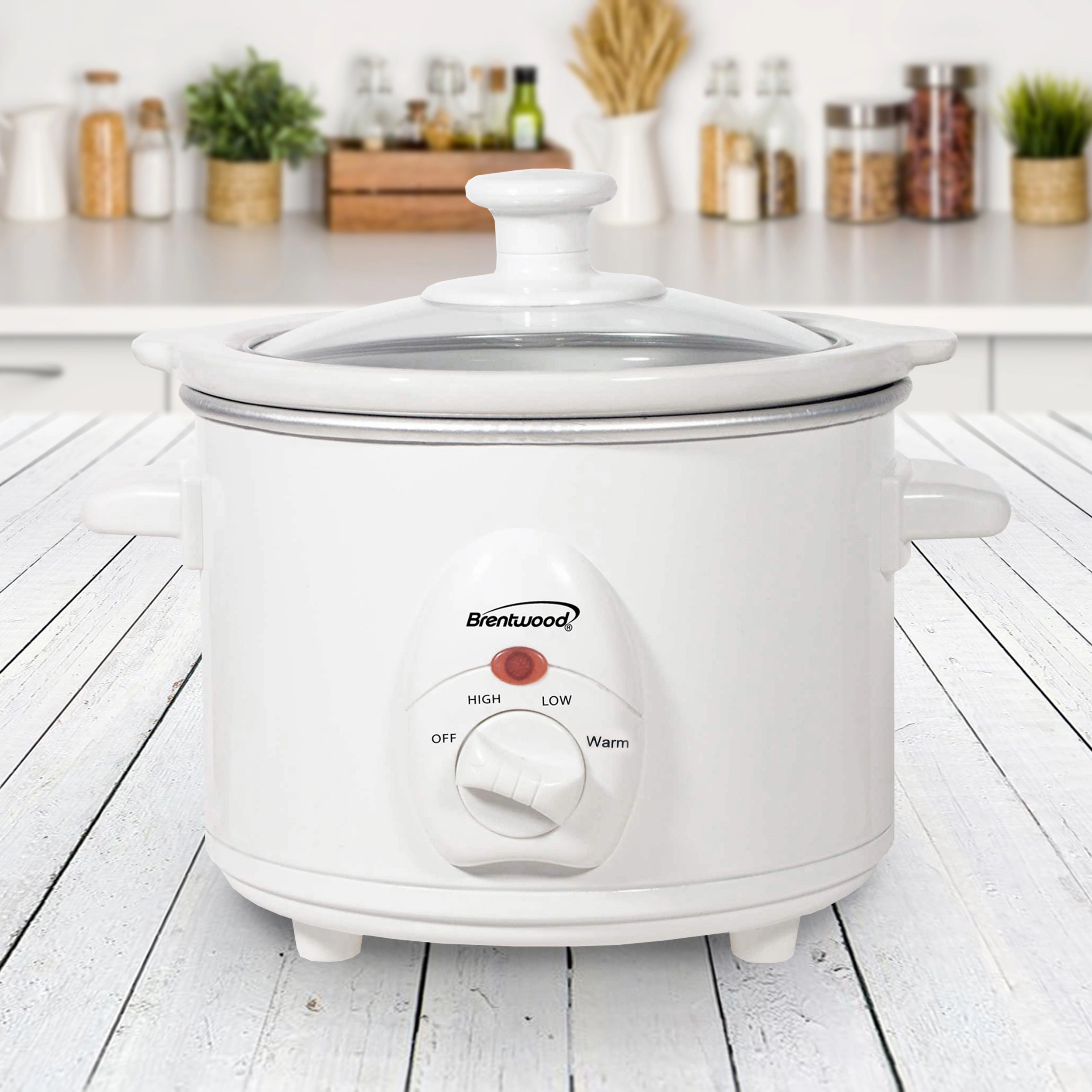 Brentwood 1.5 QT Slow Cooker in White