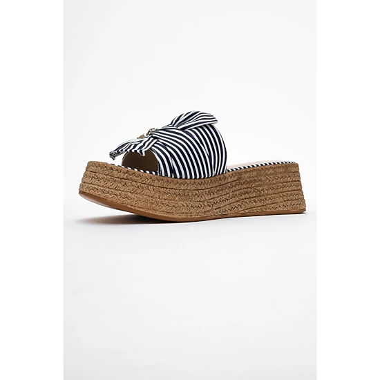 Prologue Shoes Womens Shara Braided Bow & Bee Buckle Platform Sandal