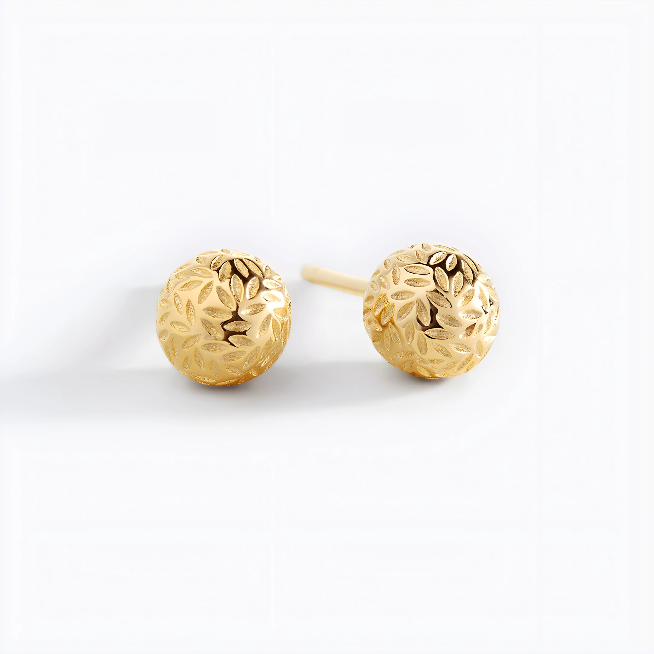 Mint & Lily Women's Textured Ball Stud Earrings