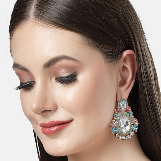 AGP PARIS Womens Diva Collection Iconic Petal Stud Earrings