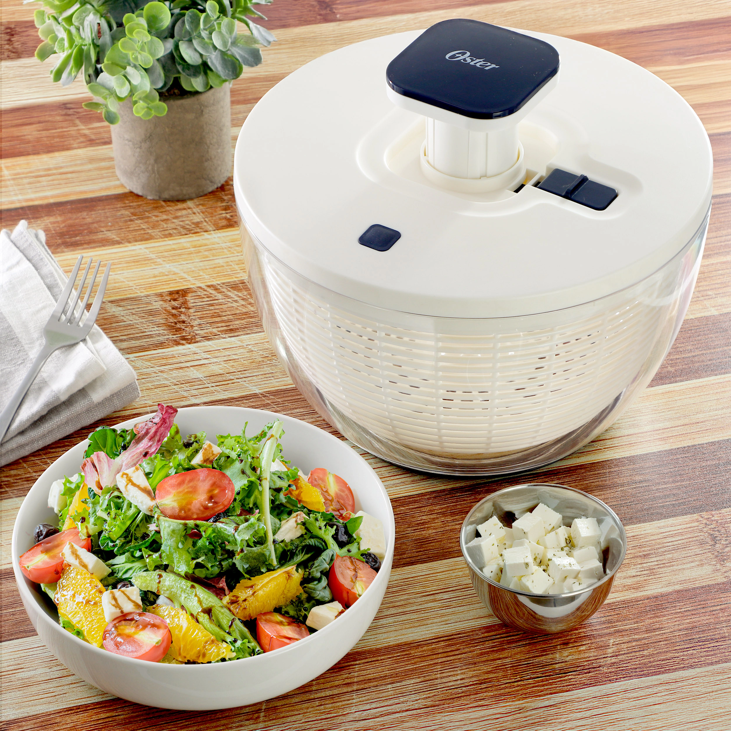 Oster Hunterdale 6.3 Quart Plastic Salad Spinner in White