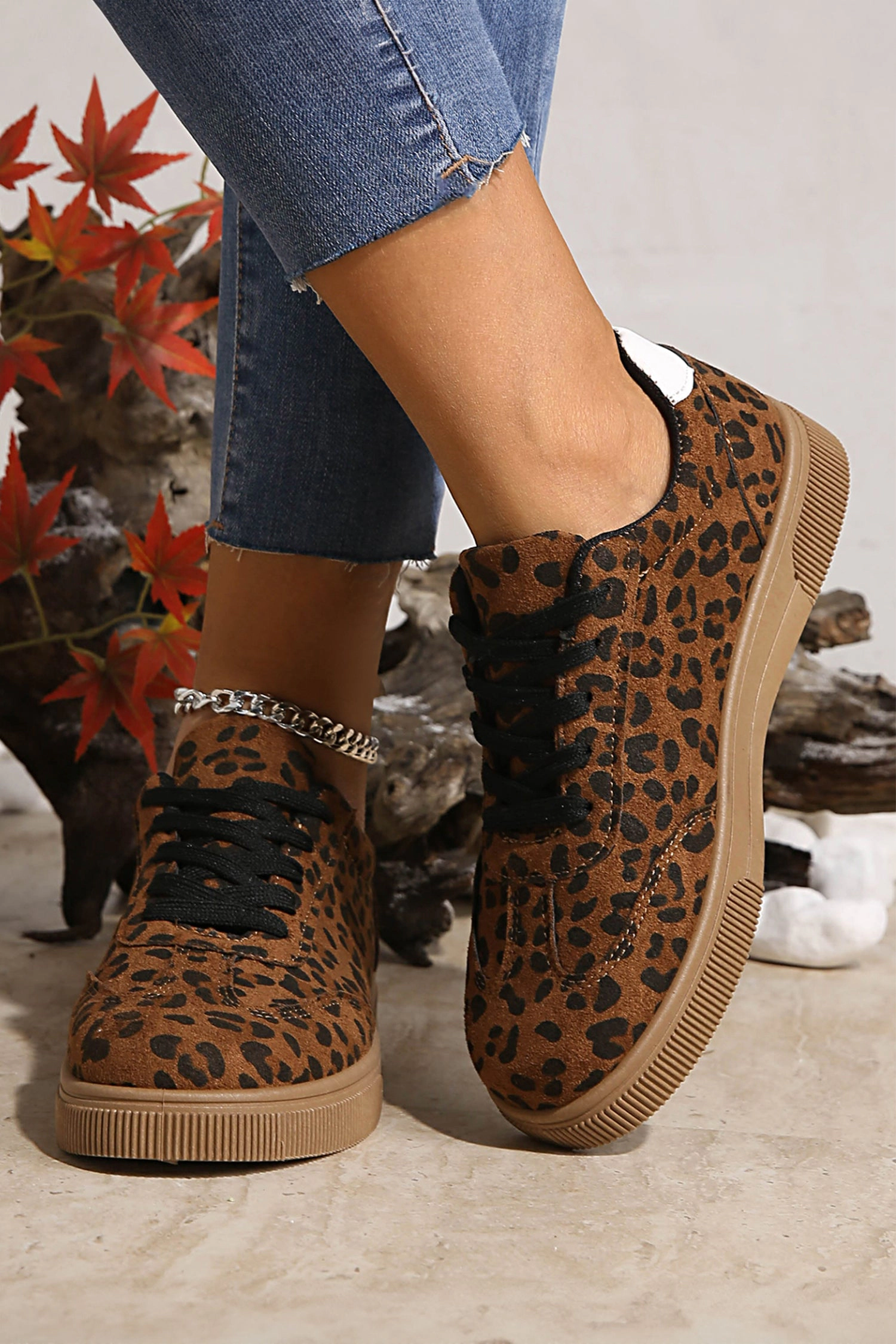 Threaded Pear Women's Emiliana Tab Patchwork Laceup Shoes