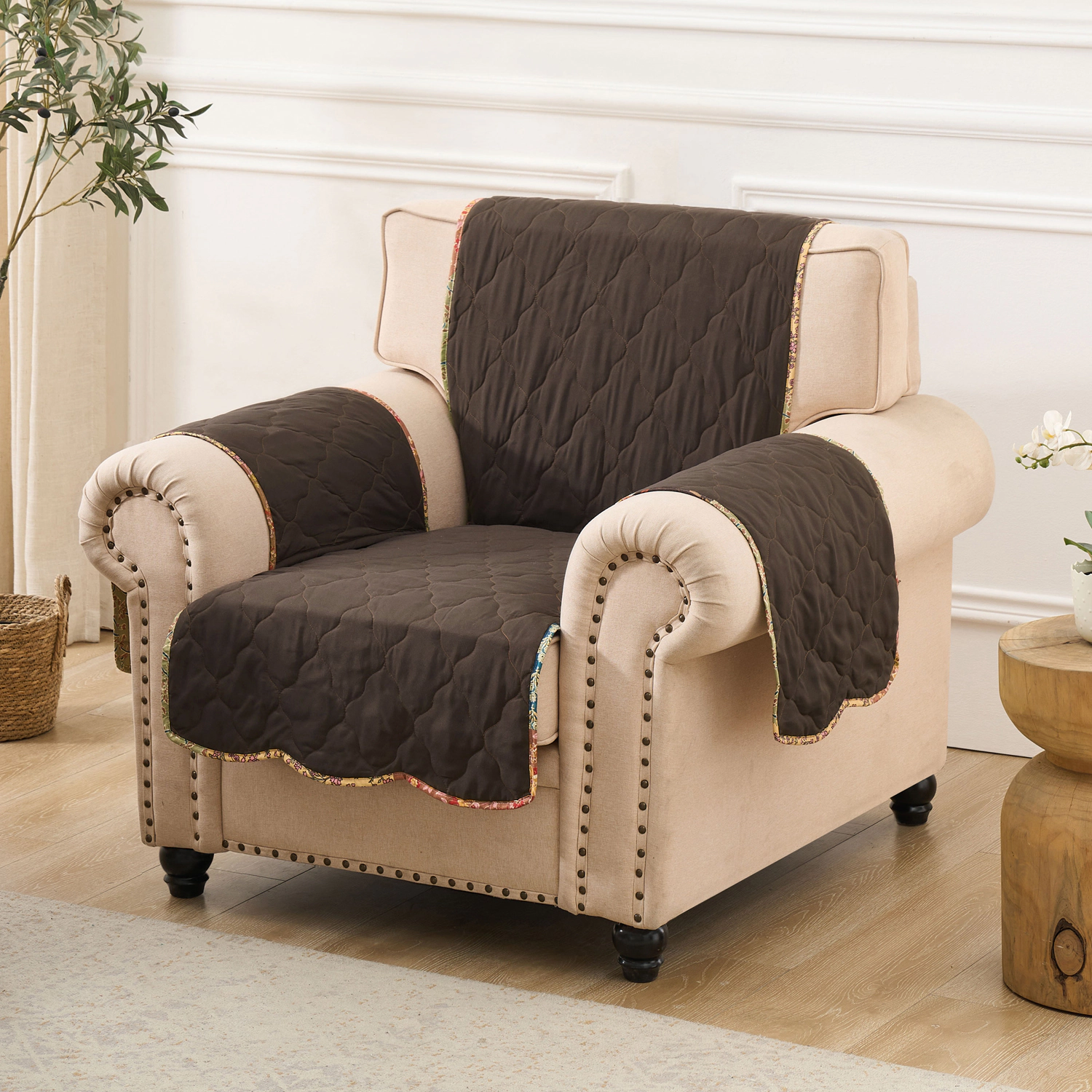 Greenland Home Fashions Hazel 100% Polyester Quilted Furniture Protector Arm Chair 81x81 Multi