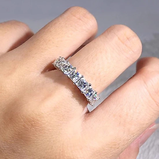 Fashion Princess Square Crystal Cubic Zirconia Ring