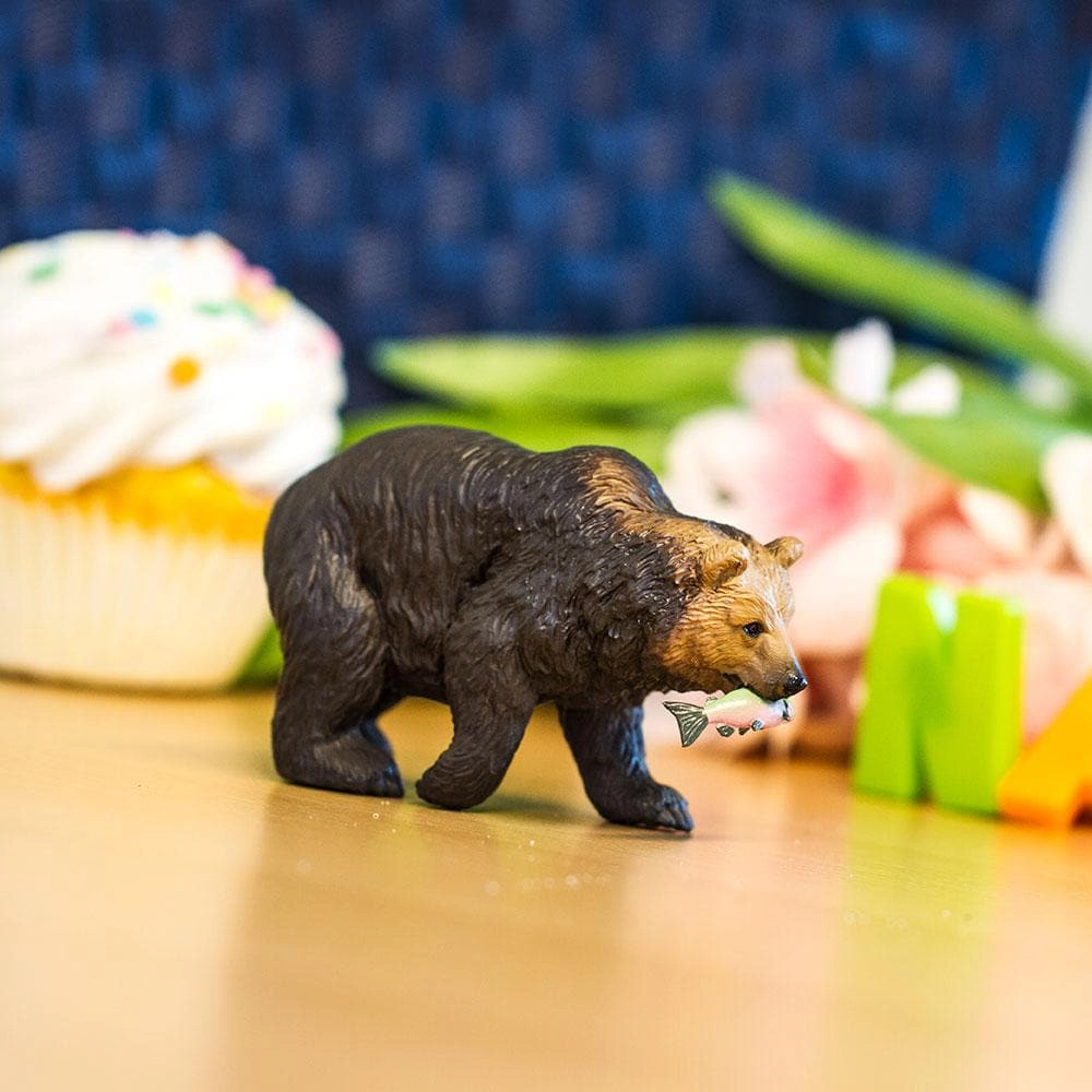 Safari Ltd. - Grizzly Bear Kids Toy Figure