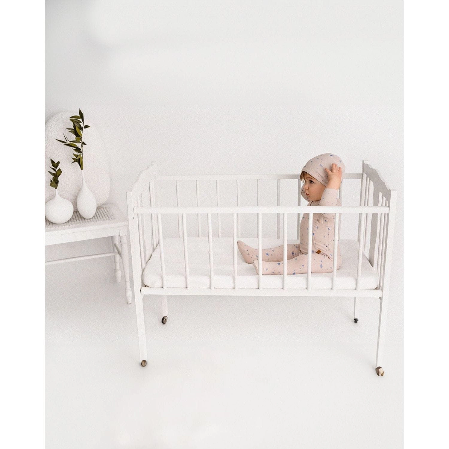 MeMoi 2 Piece Set Baby Ribbed Rayon-Blend Star-Pattern Footie and Beanie