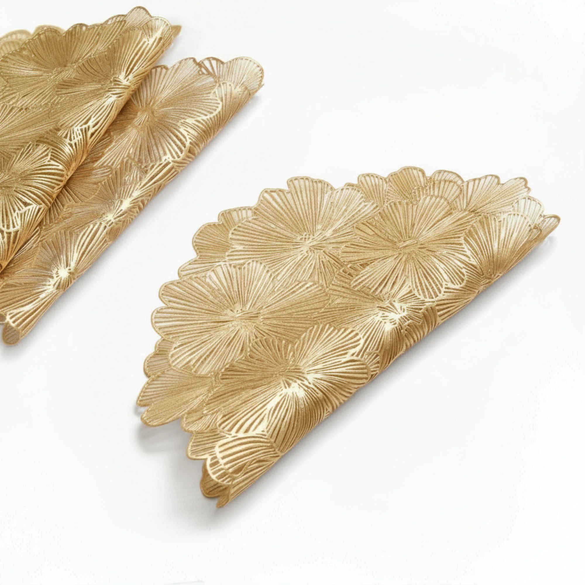 Alilang Unisex Floral Cutout Round Placemat 4pc with Delicate Petal Detailing 15in