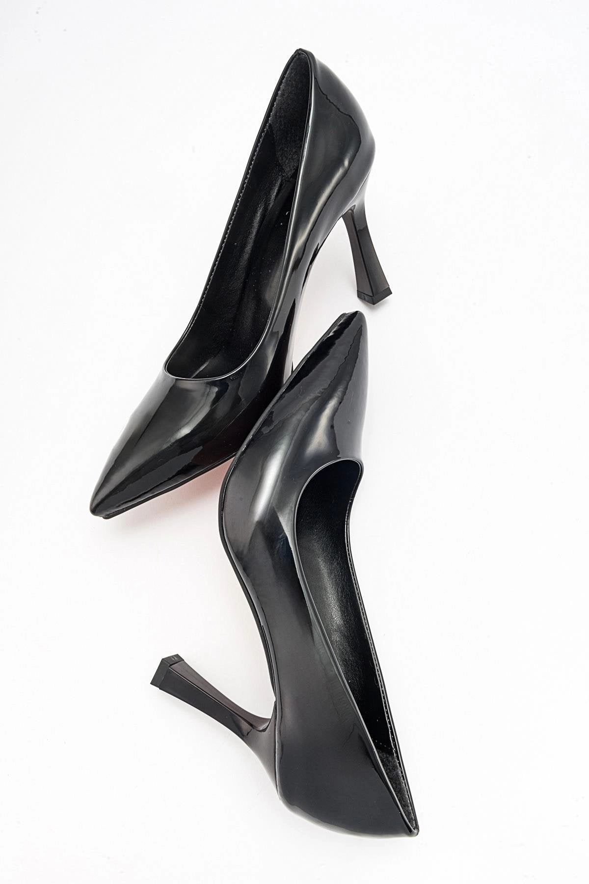 Prologue Shoes Womens Forest Pointed Toe Pump