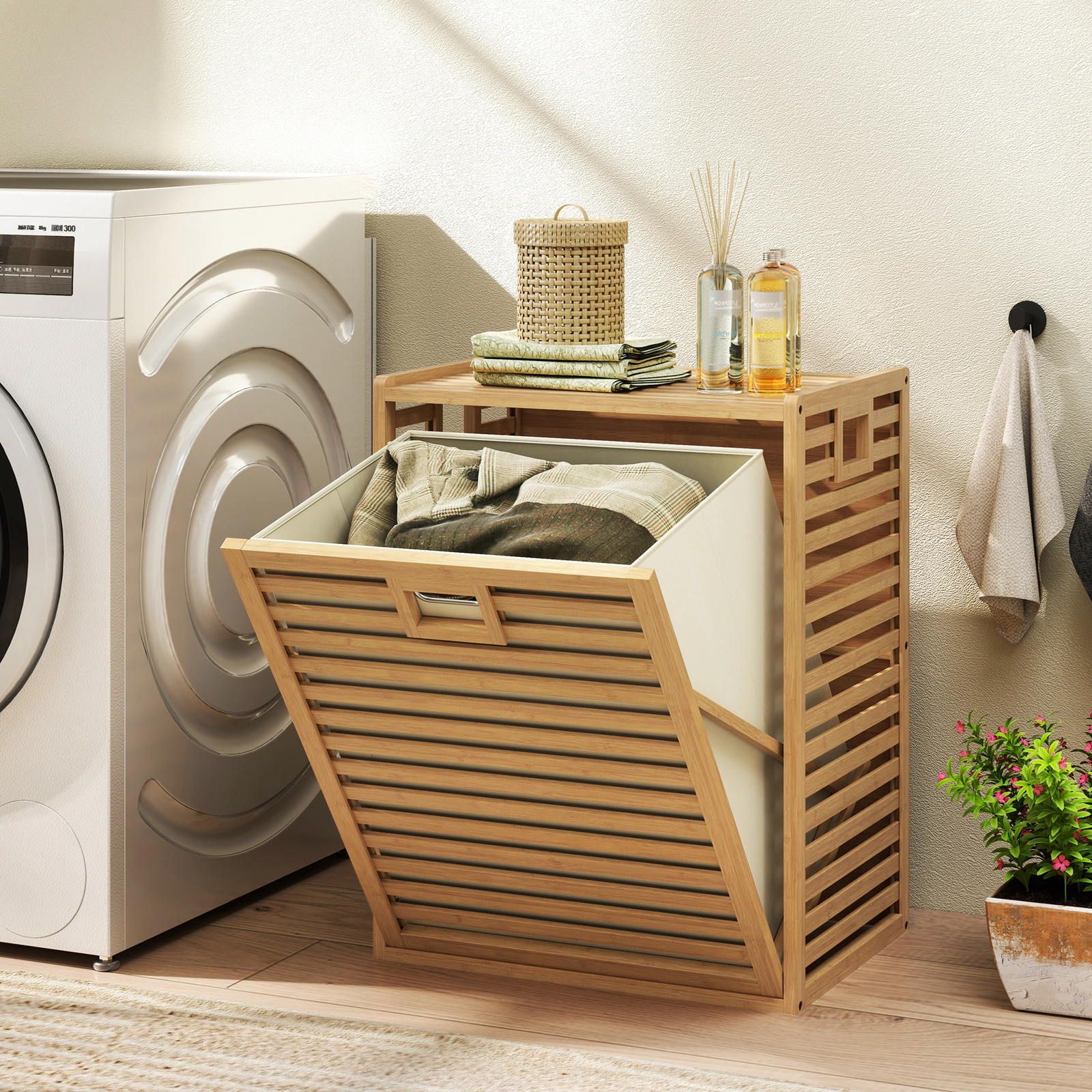SlickBlue Natural Wicker Laundry Hamper with Removable Fabric Bin