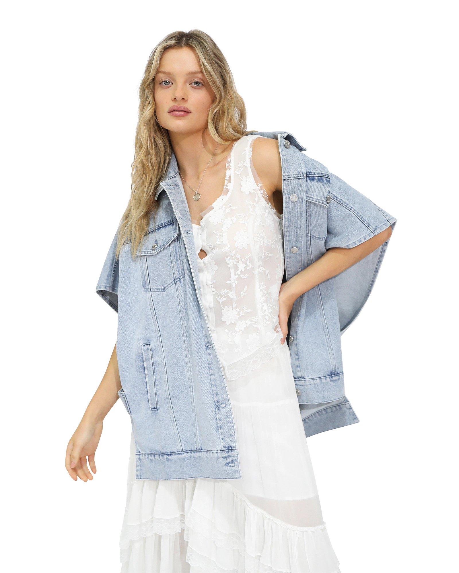 Belle & Bloom Womens California Soul Oversized Denim Vest
