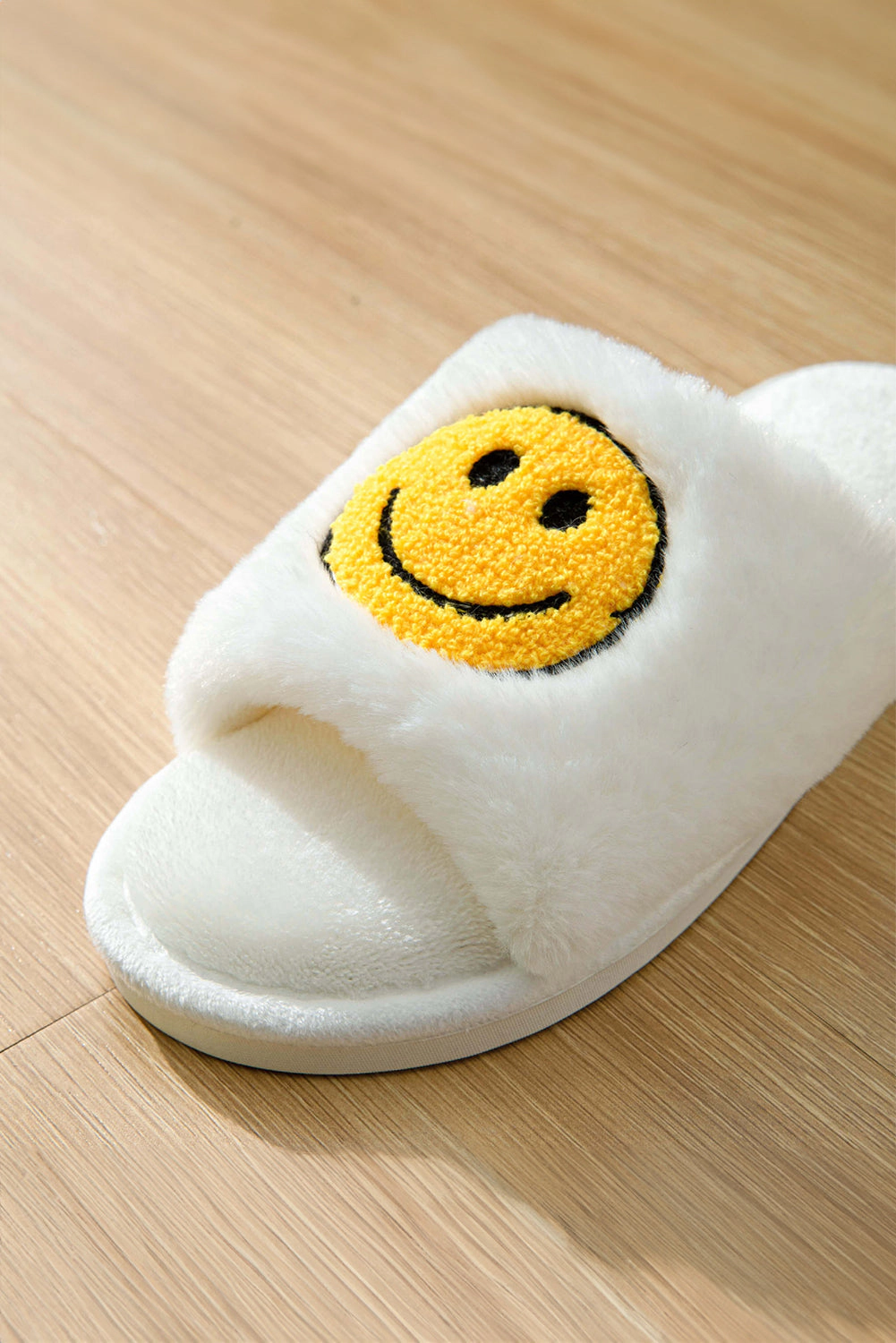 Threaded Pear Women's Smile Emoji Graphic Plush Home Slippers