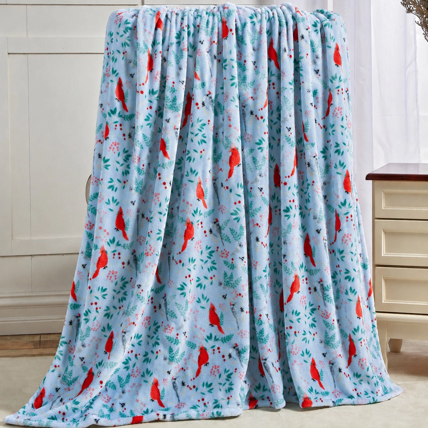Plazatex 100% Polyester Red Cardinal Birds Nature Inspired Plush Throw Blanket 50" x 60" Blue