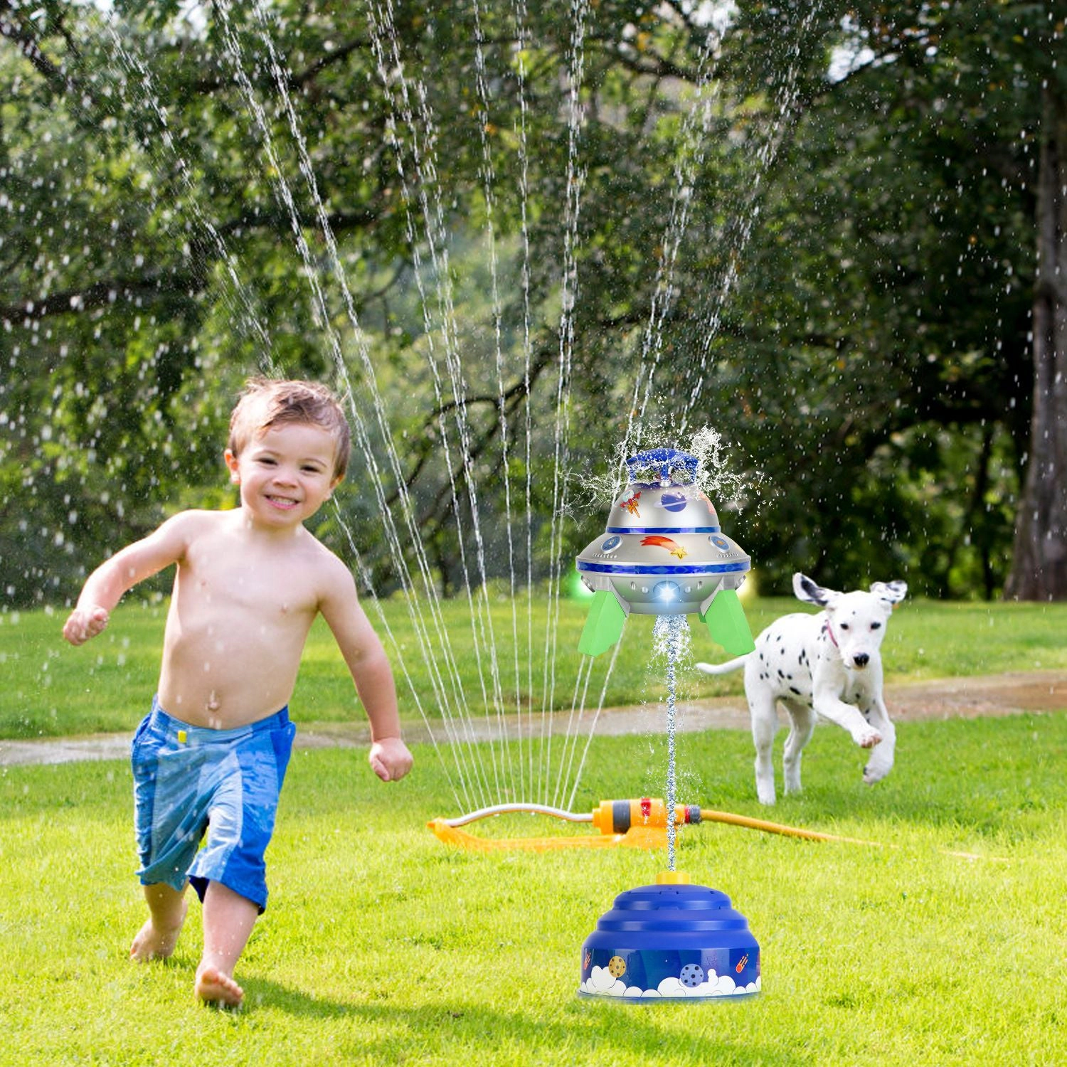 GBruno LED UFO Water Sprinkler Toy