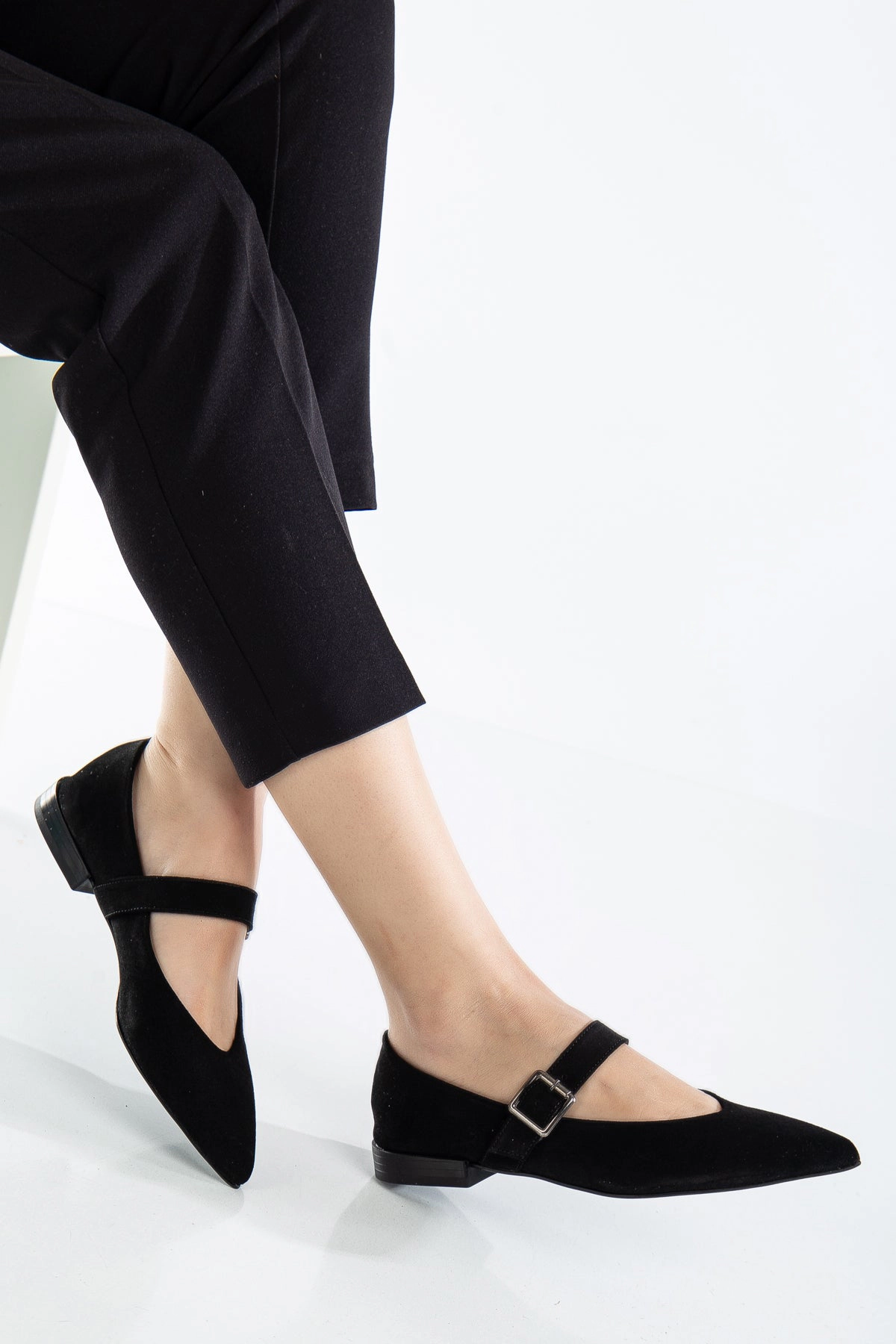Forever & Always Womens Willow Leather Mary Jane Flats