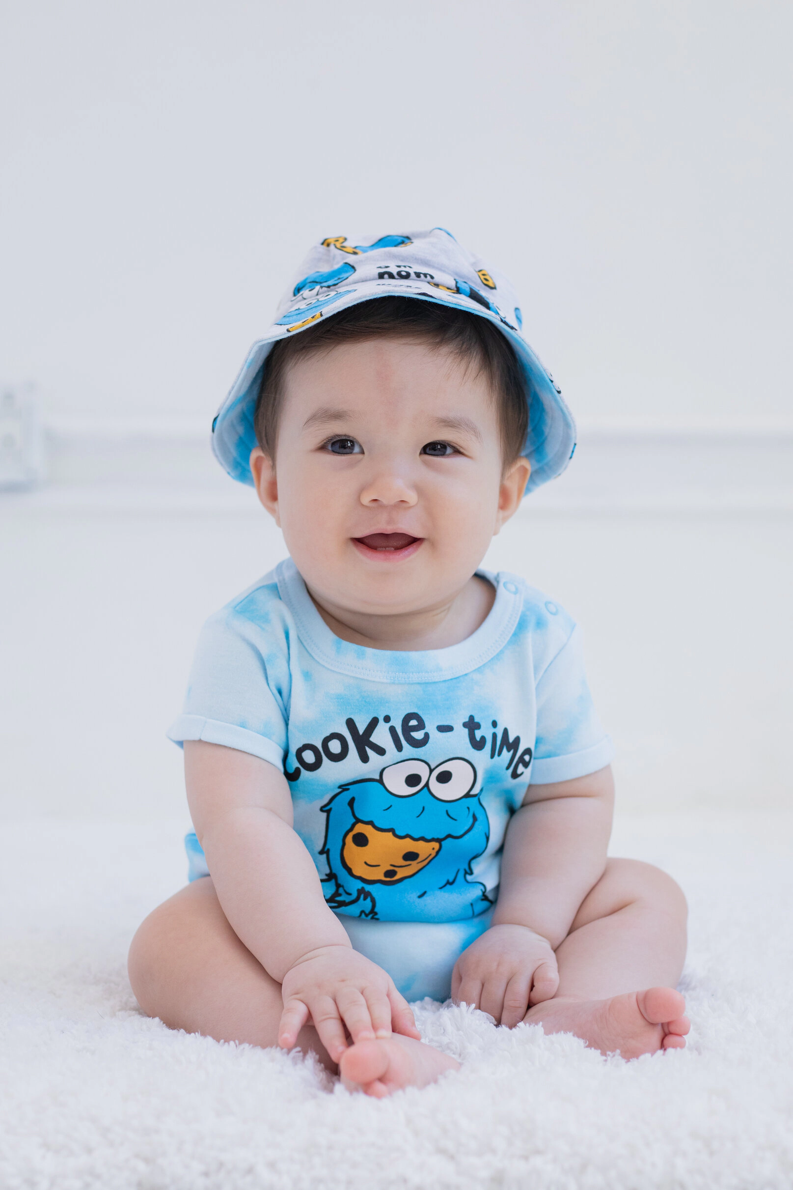 Sesame Street One Piece Romper and Hat Set