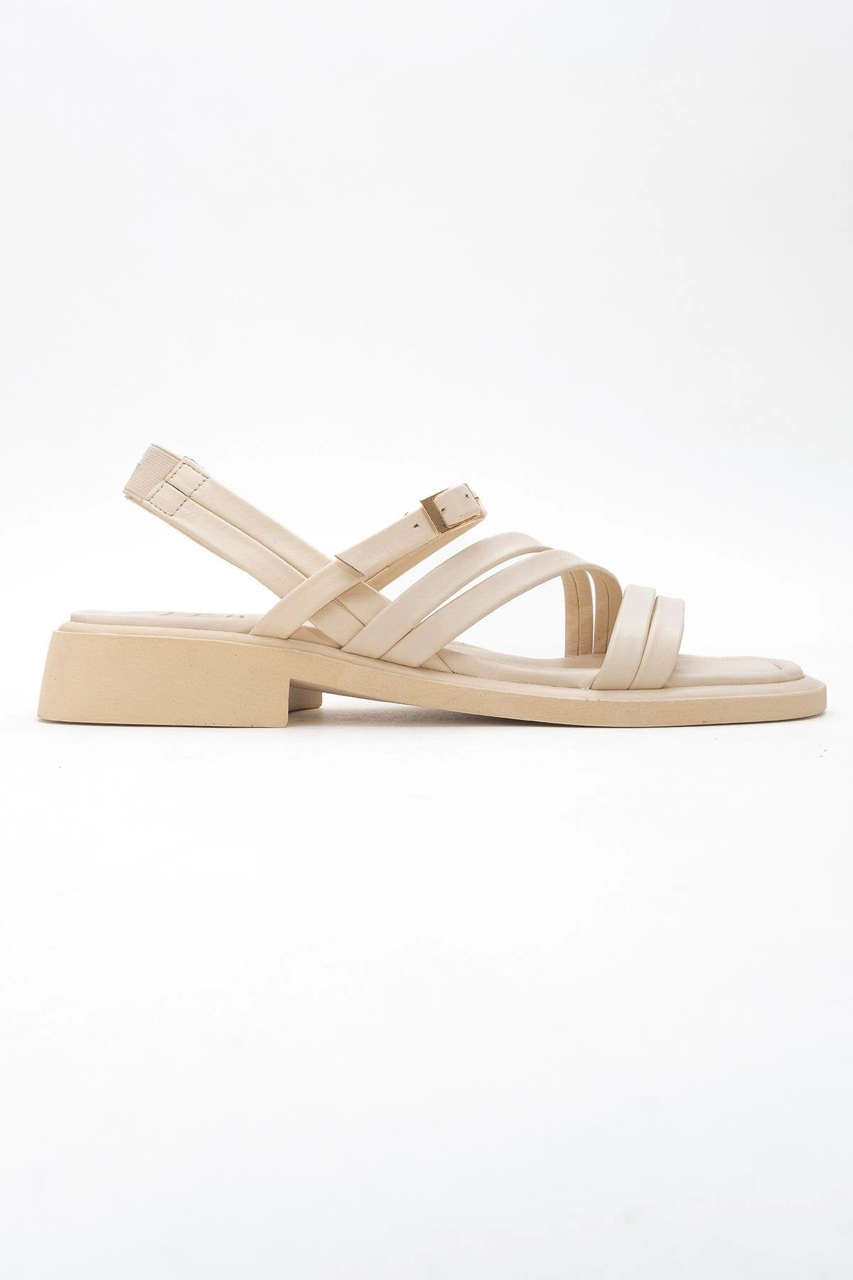 Forever & Always Womens Cesar Leather Sandalss