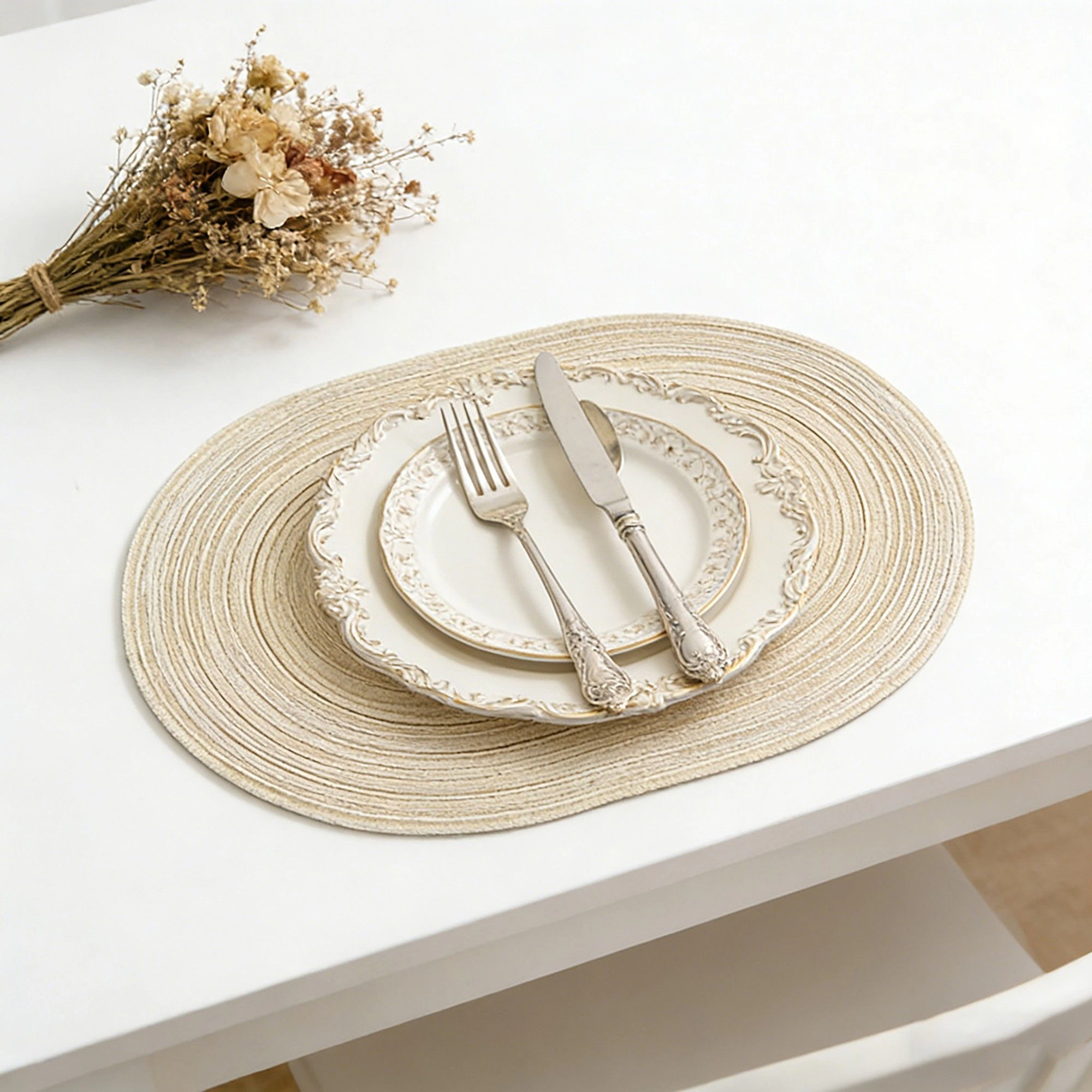Alilang Unisex 4 Piece Oval Braided Placemats Woven Heat Resistant Dining Table Mats Washable Kitchen Place Mats