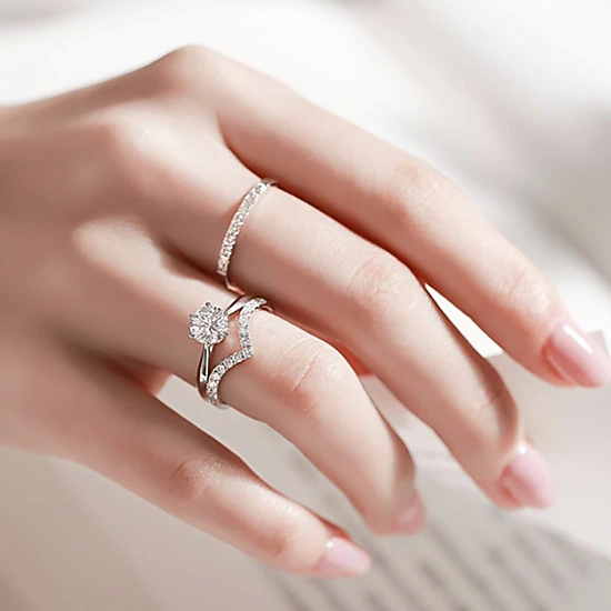 Wardrobe Whimsy V‑Shaped Pave Cubic Zirconia Stackable Ring
