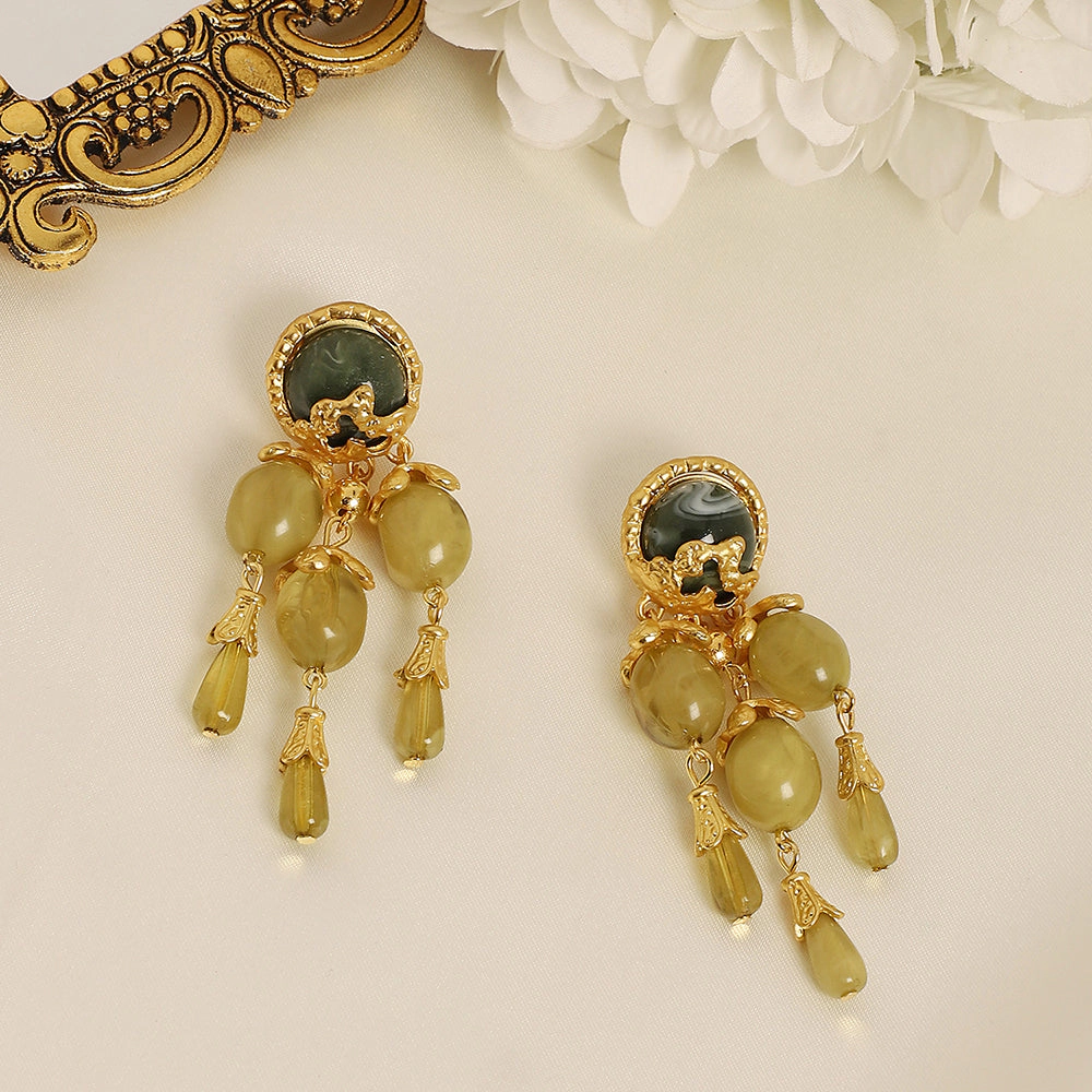 SOHI Women's Victorian Drop Earrings