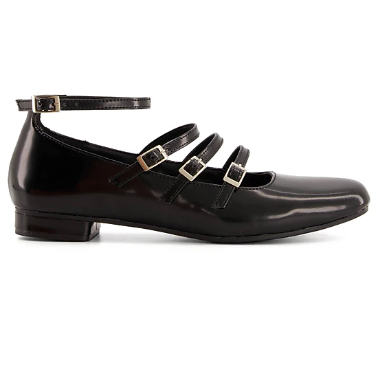 Andrea Straps And Buckles Ballerina