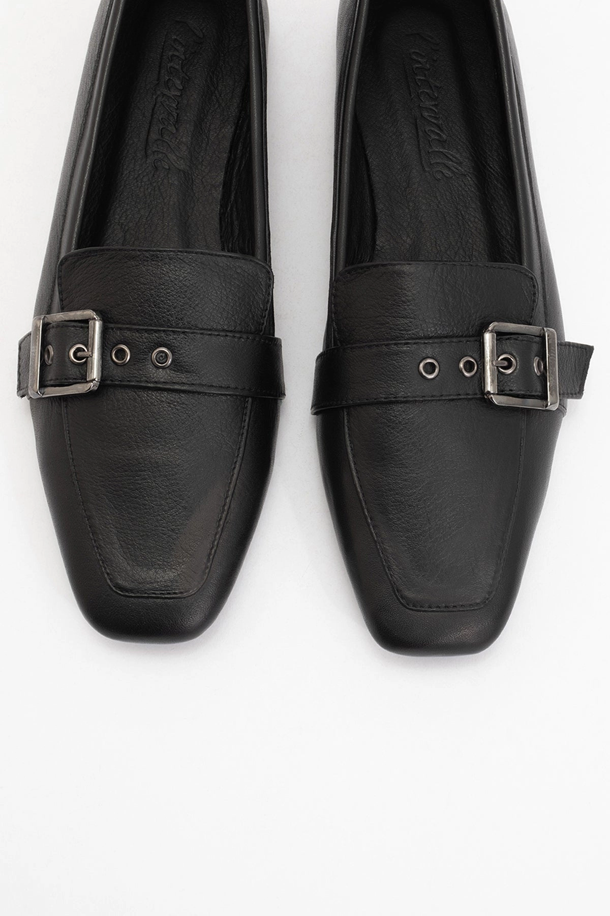 Forever & Always Womens Noir Leather Flat Loafers
