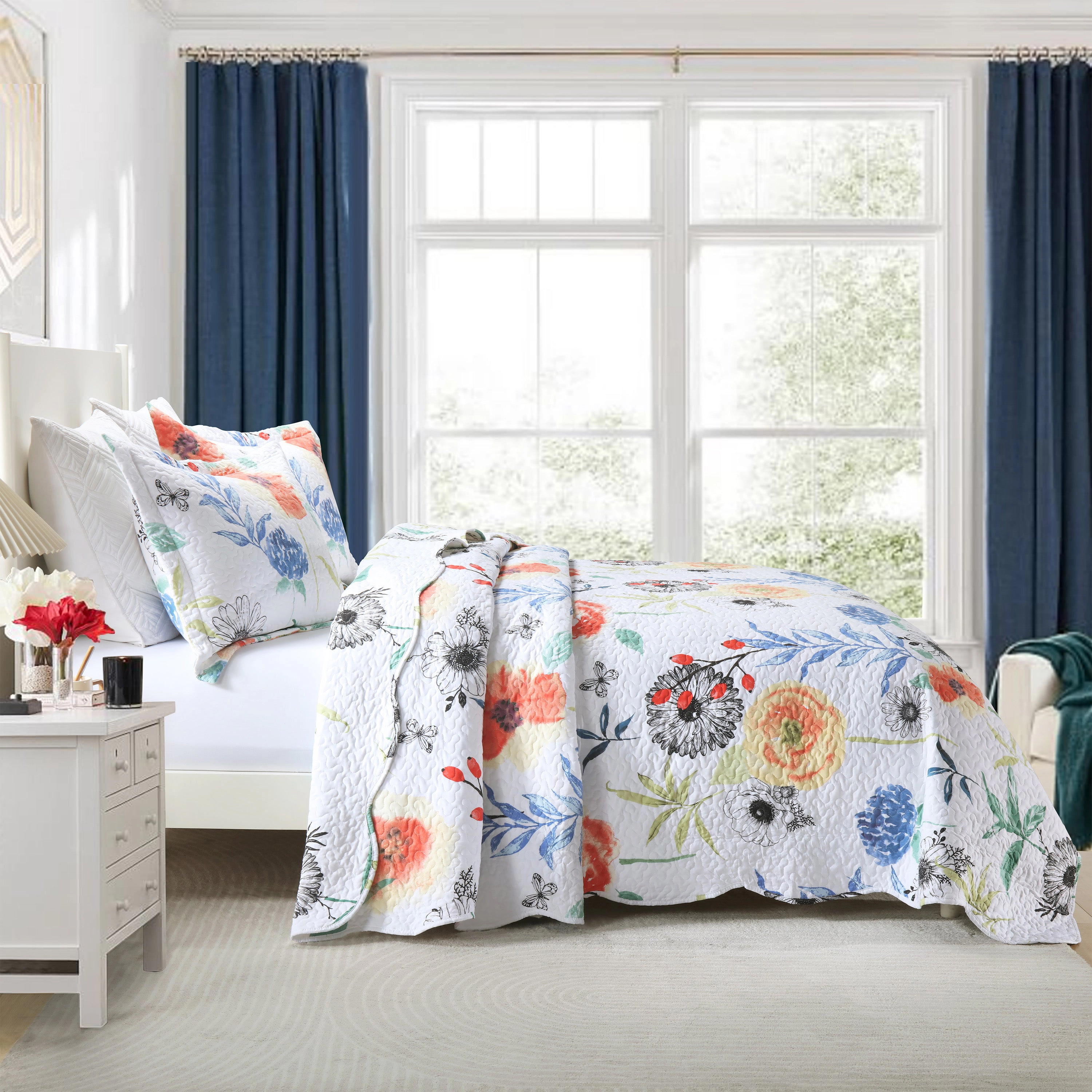 MarCielo 3 Piece Printed Floral Lightweight Quilt Bedspread Set