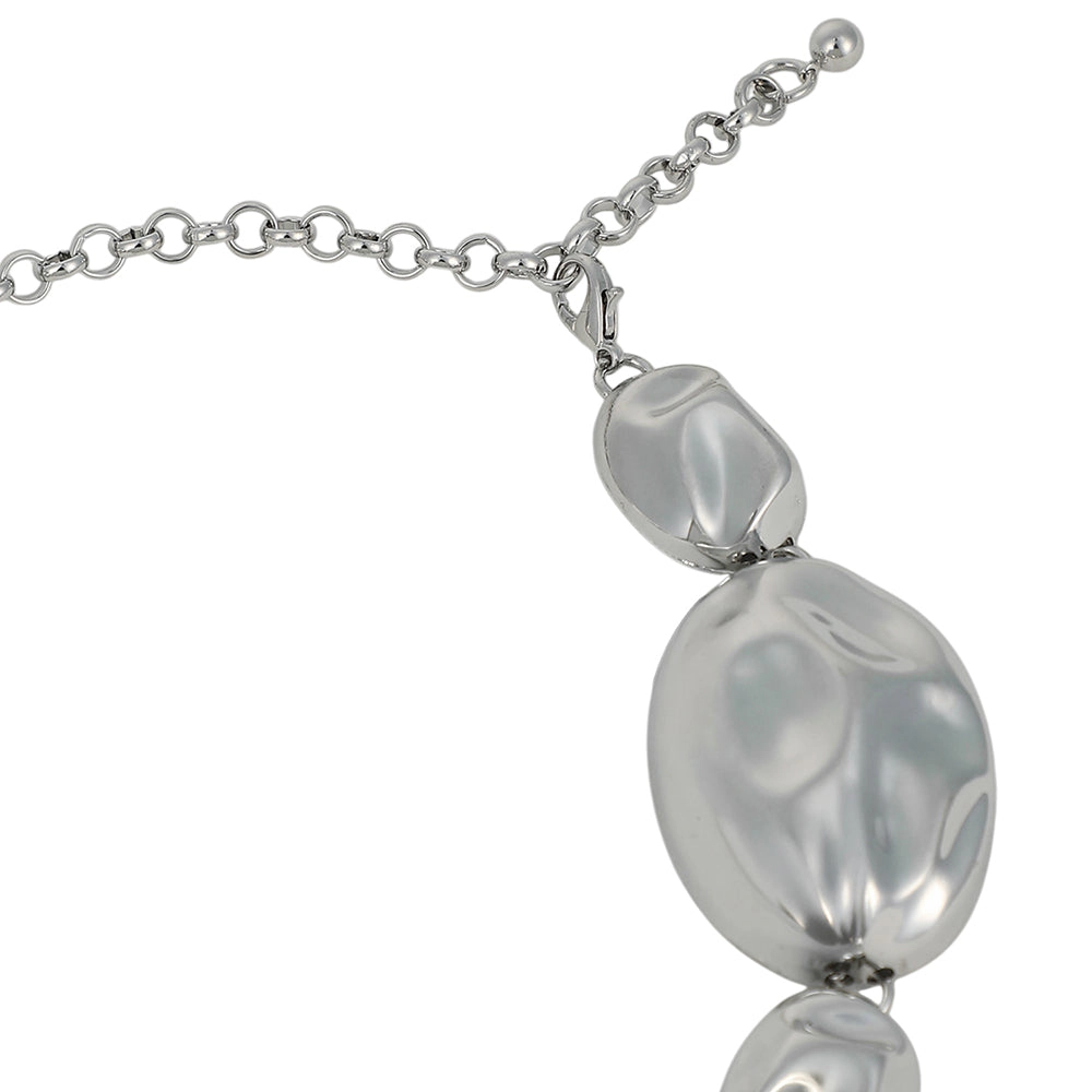 SOHI Women's The Chunky Dented-Pierre Collar Necklace - Chrome Silver
