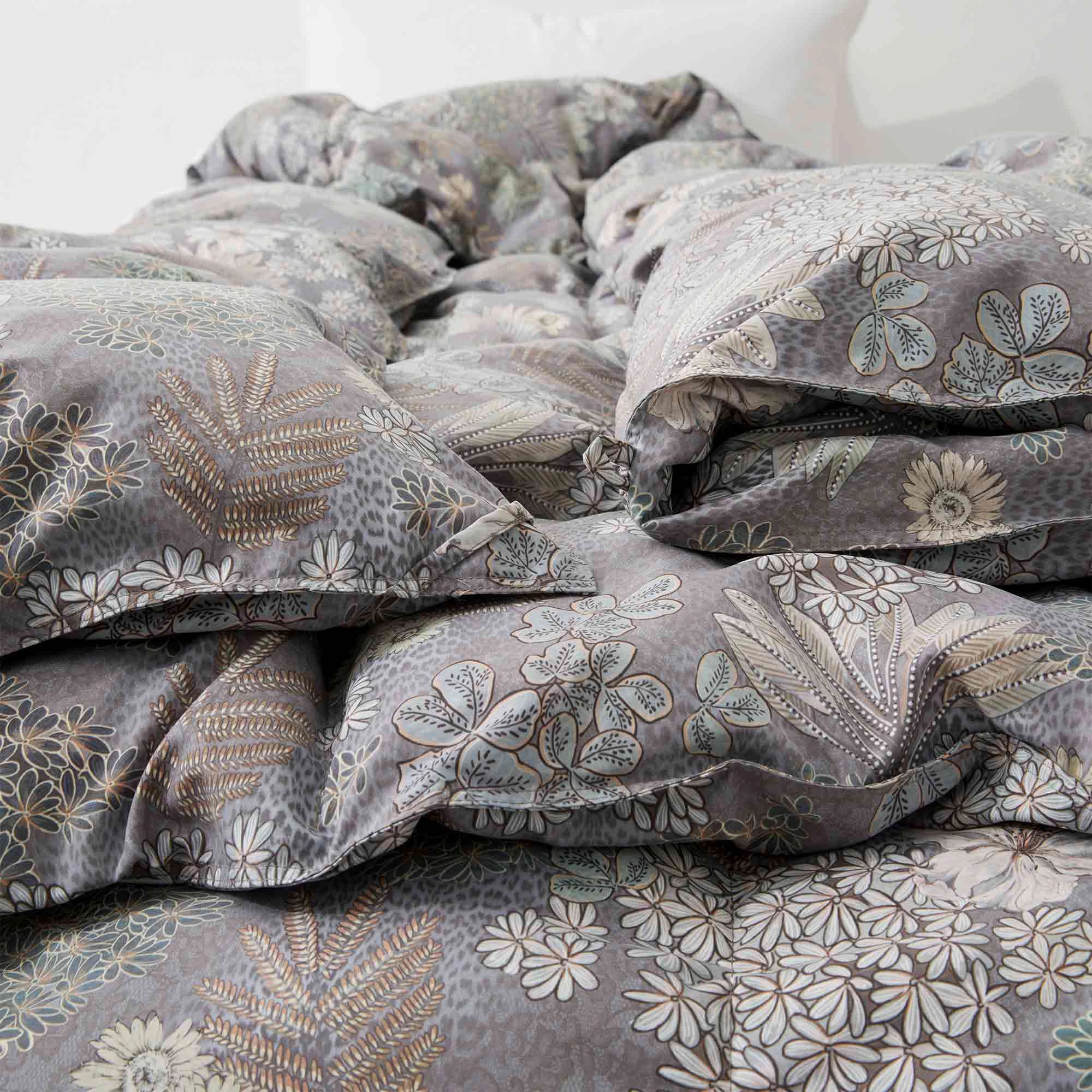 PEACENEST Printed Feather Fiber Comforter Soft Touch All Season Bedding Insert