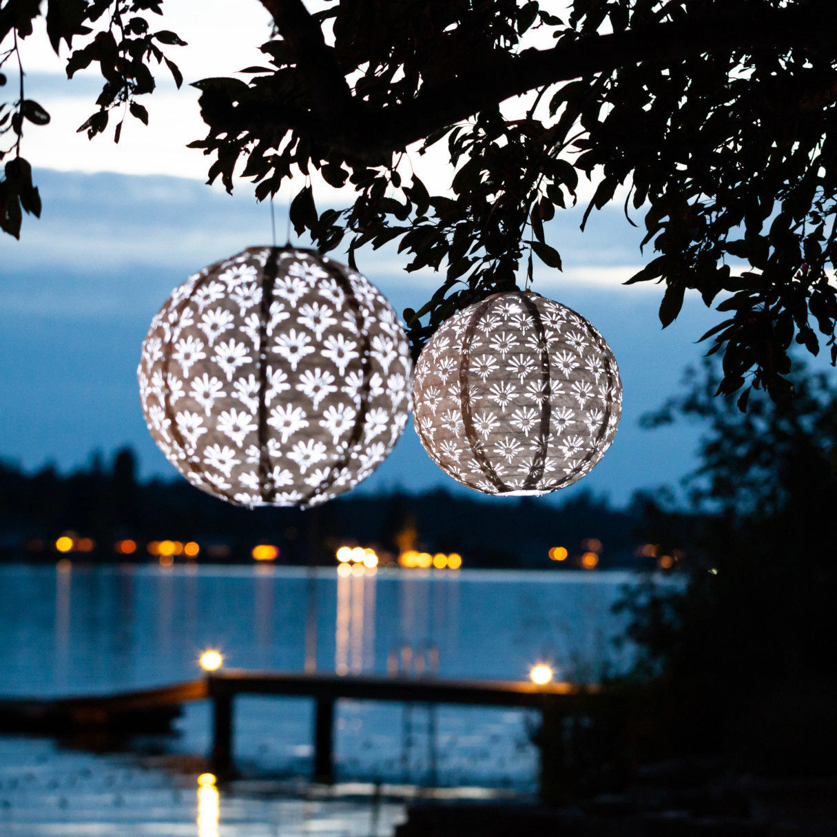 Allsop Home & Garden Soji Stella Deco Globe 12 Solar Lantern
