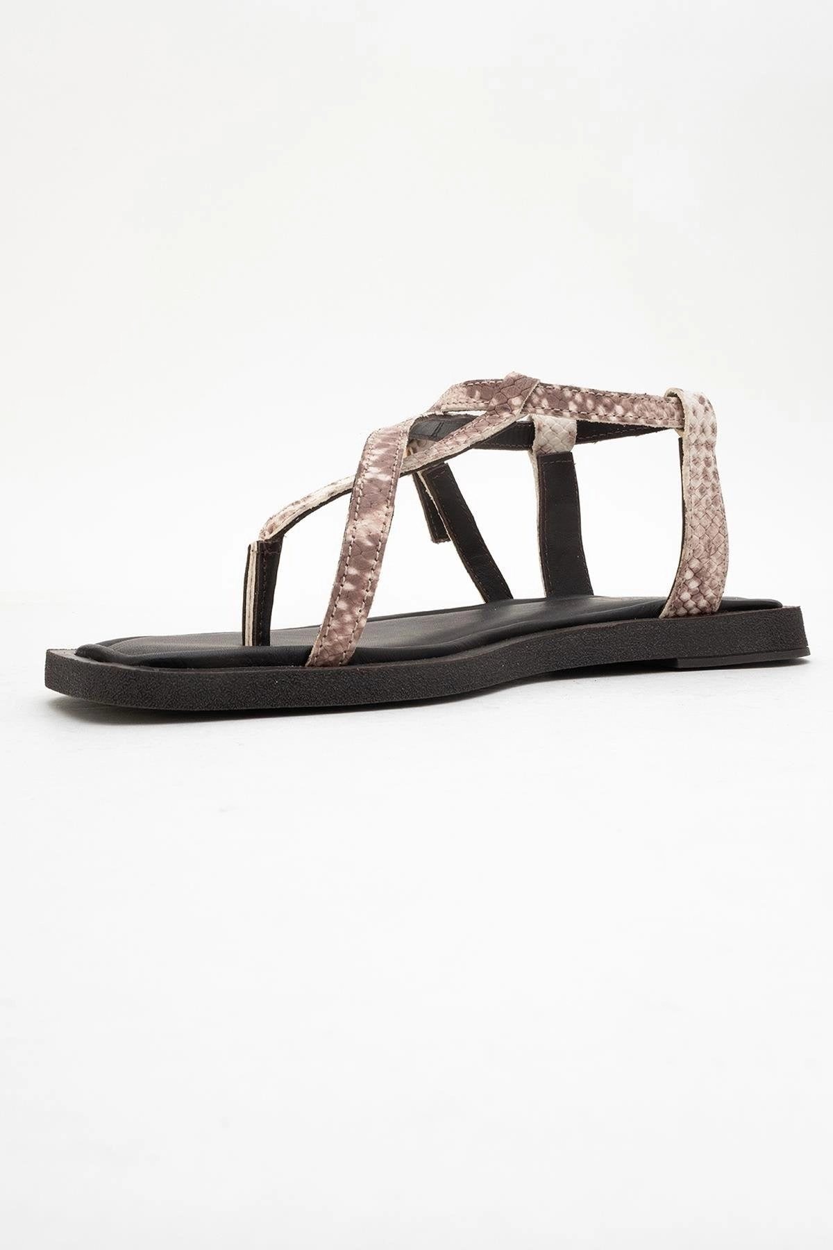 Forever & Always Womens Morgana Leather Thong Sandals