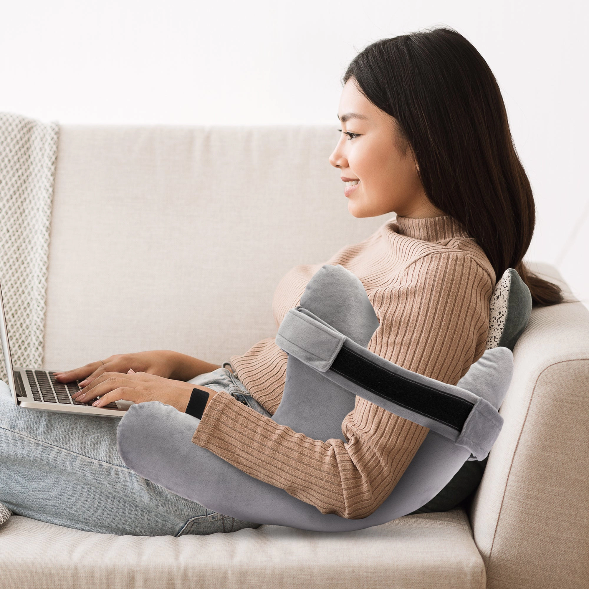 Cheer Collection Shoulder Surgery Recovery Pillow with Arm Sling Strap