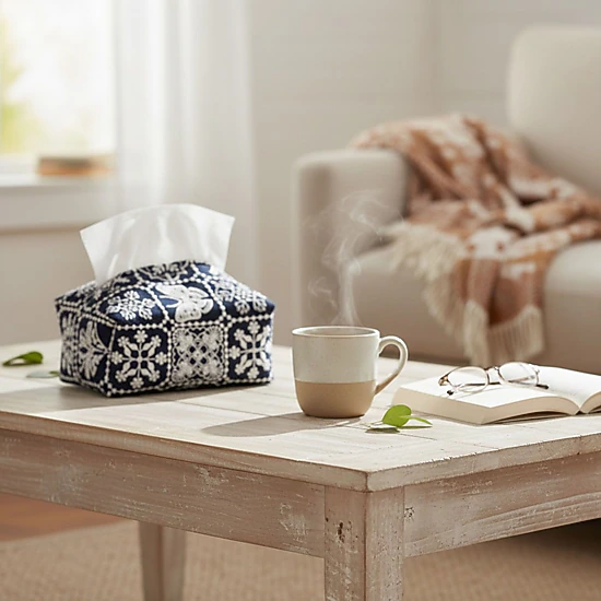 Alilang Unisex Embroidered Fabric Tissue Holder with Patchwork Pattern Design