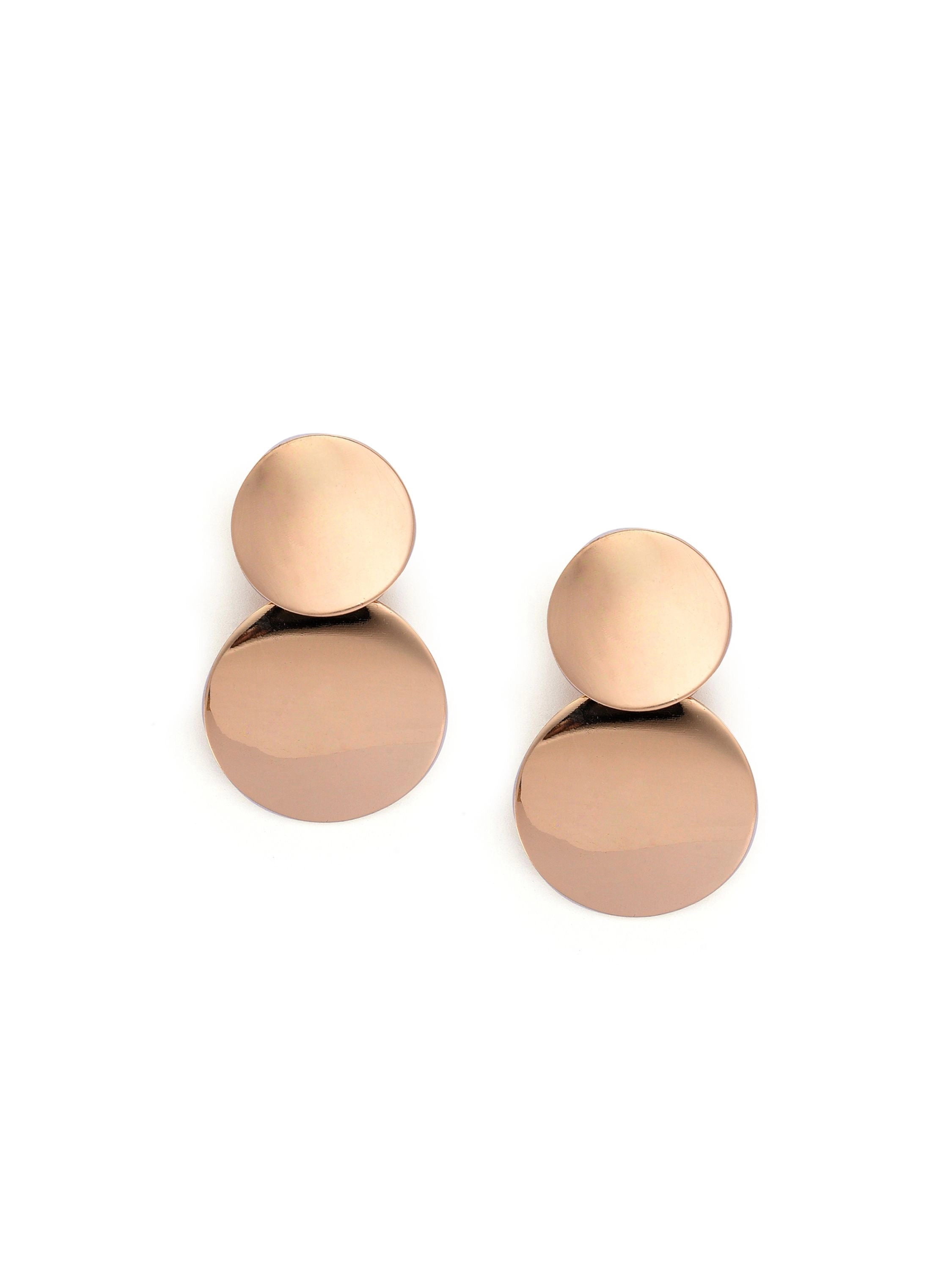 SOHI Women's Designer Drop Earrings