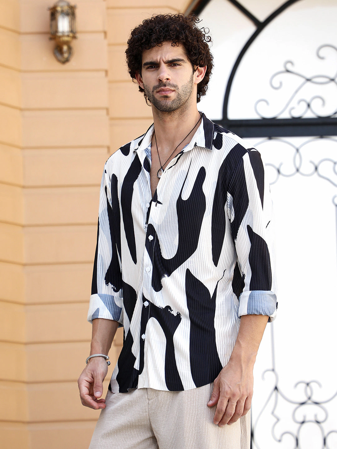Cahoot Men's Contour-Lines Pleated Shirt